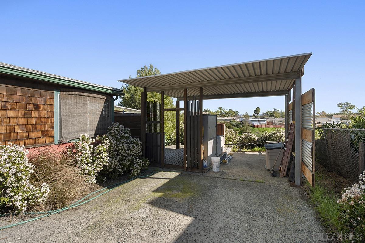 Detail Gallery Image 30 of 37 For 1817  David St, San Diego,  CA 92111 - 5 Beds | 3/1 Baths