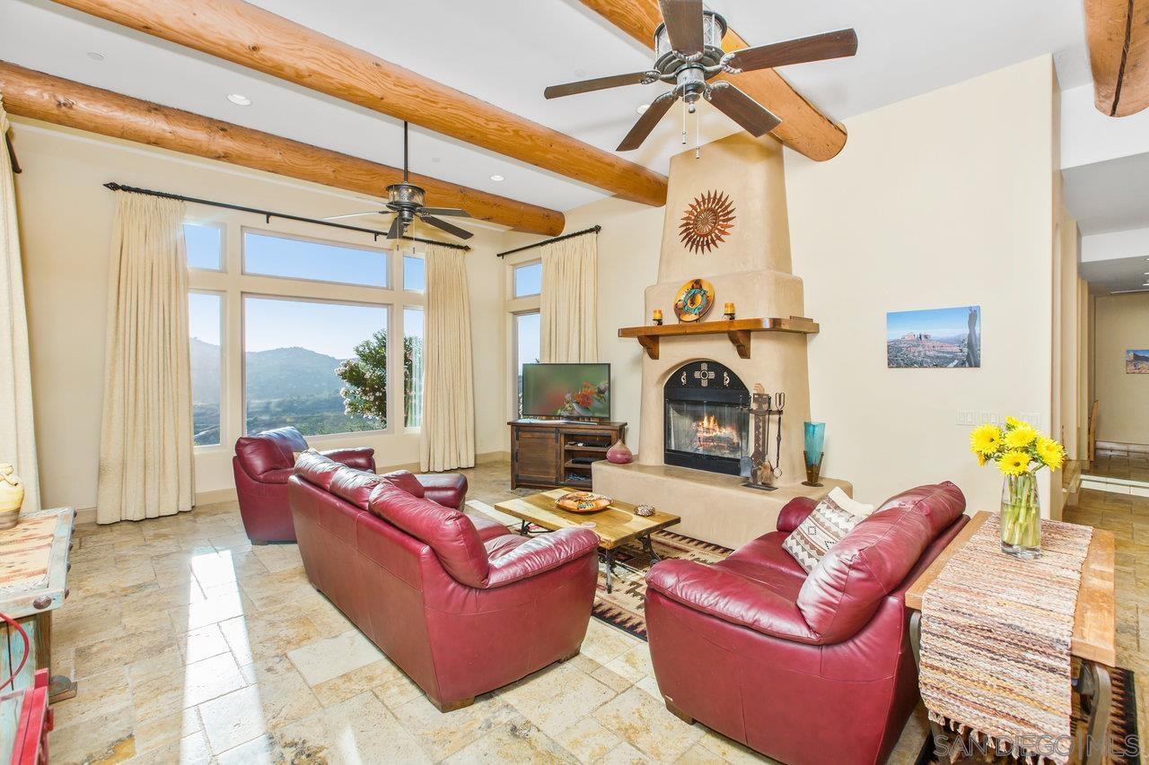 Detail Gallery Image 12 of 41 For 15715  Green Valley Truck Trail, Ramona,  CA 92065 - 3 Beds | 3 Baths