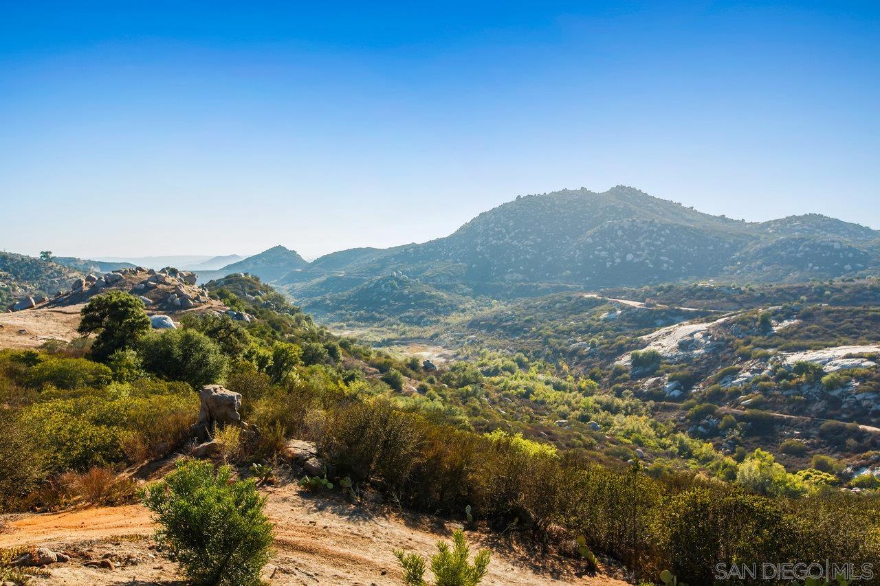 Detail Gallery Image 38 of 41 For 15715  Green Valley Truck Trail, Ramona,  CA 92065 - 3 Beds | 3 Baths