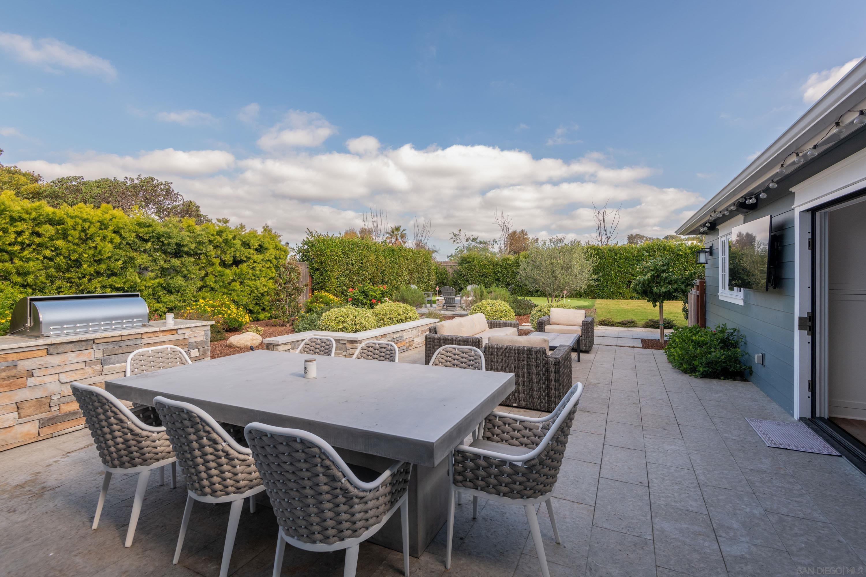 Detail Gallery Image 22 of 30 For 264  24th St., Del Mar,  CA 92014 - 4 Beds | 4 Baths