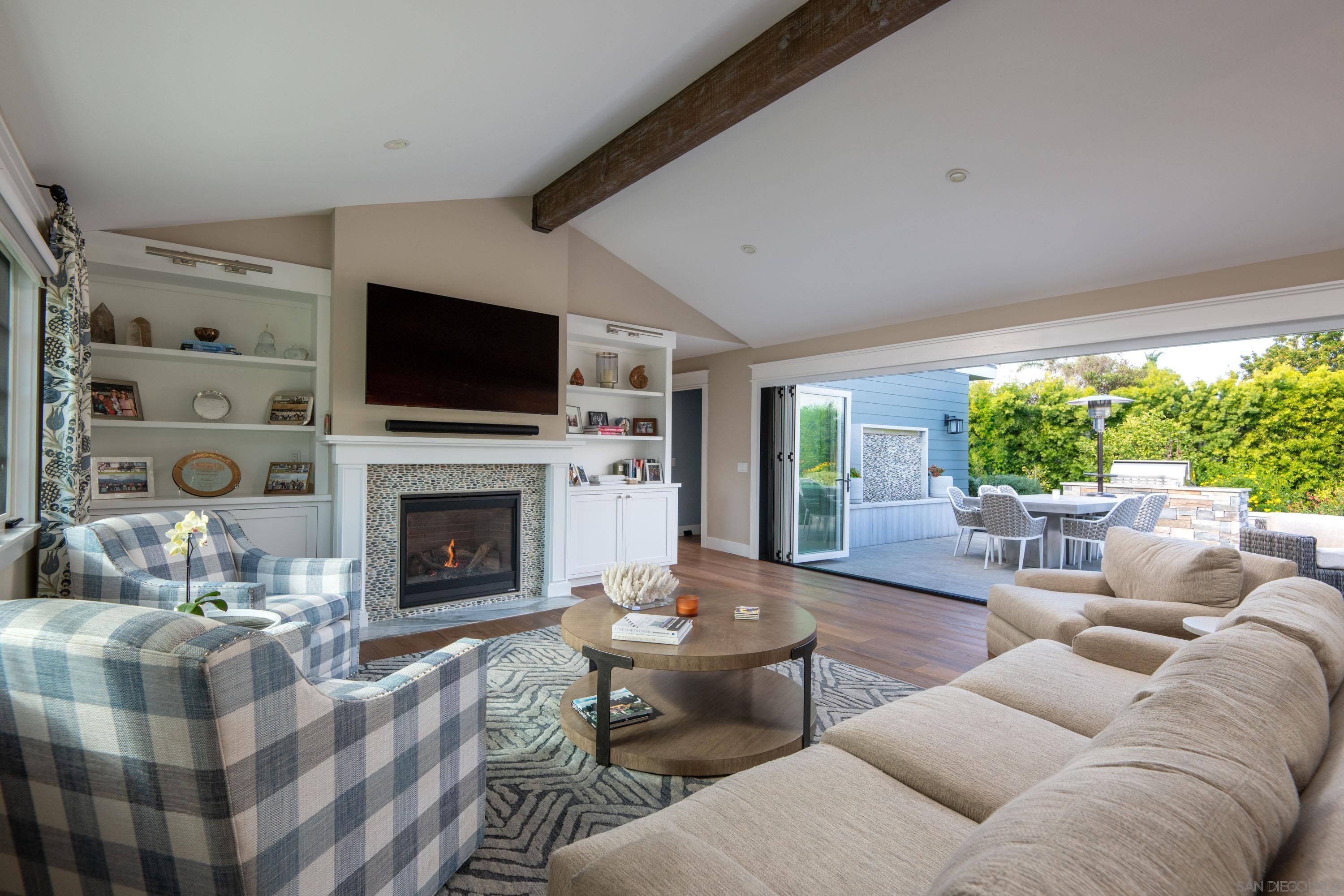 Detail Gallery Image 6 of 30 For 264  24th St., Del Mar,  CA 92014 - 4 Beds | 4 Baths