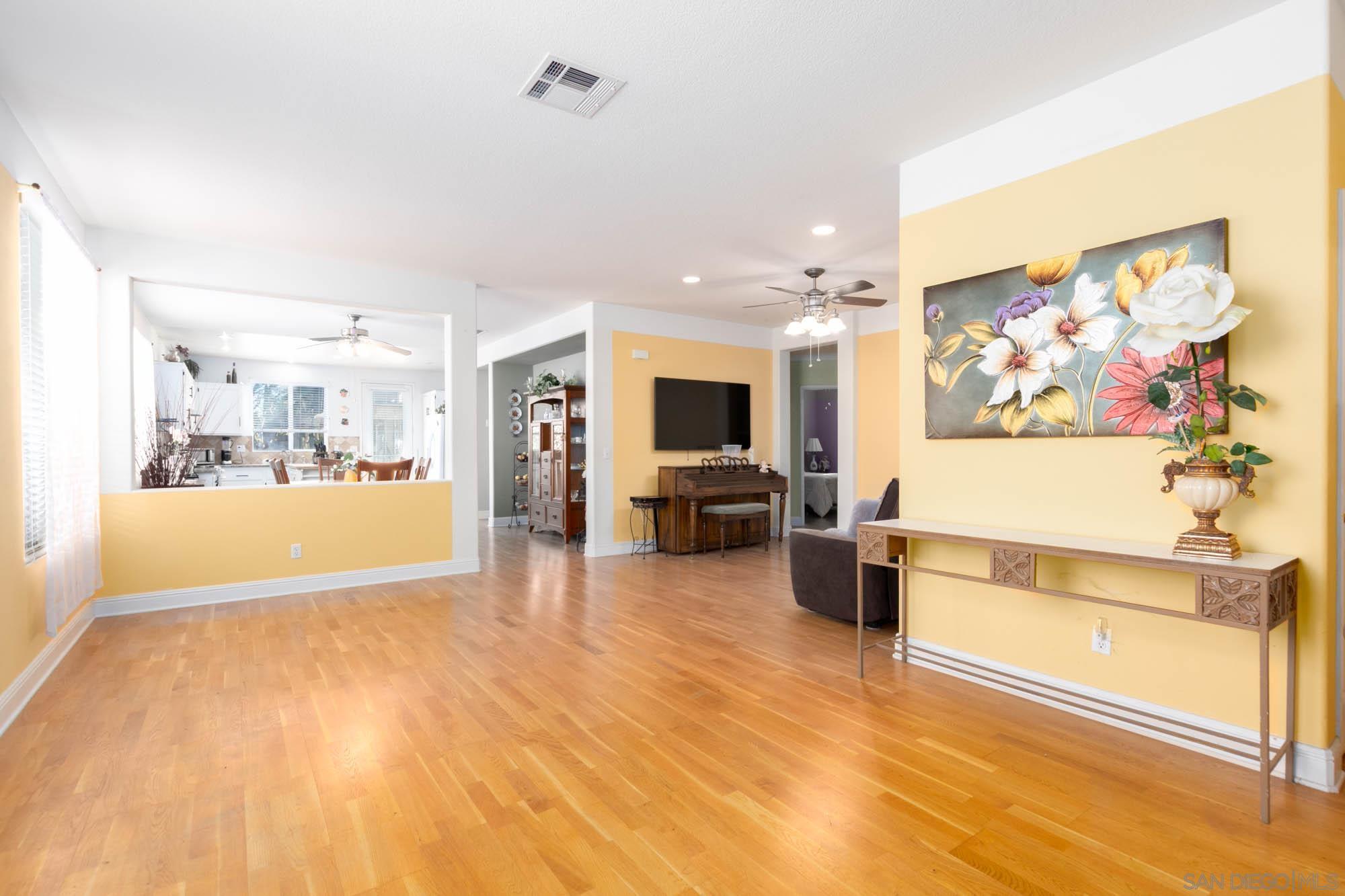 Front Image Thumbnail for SD260002168