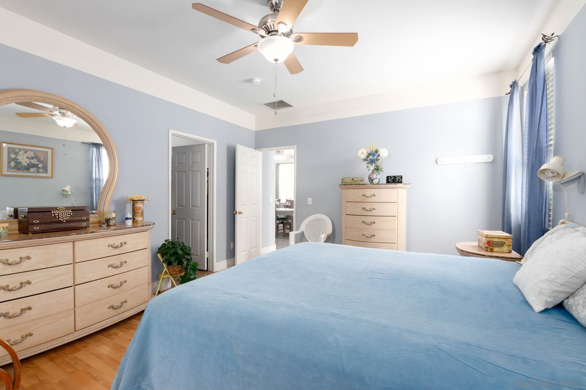 Detail Gallery Image 14 of 29 For 33134  Windward Way, Lake Elsinore,  CA 92530 - 4 Beds | 2 Baths