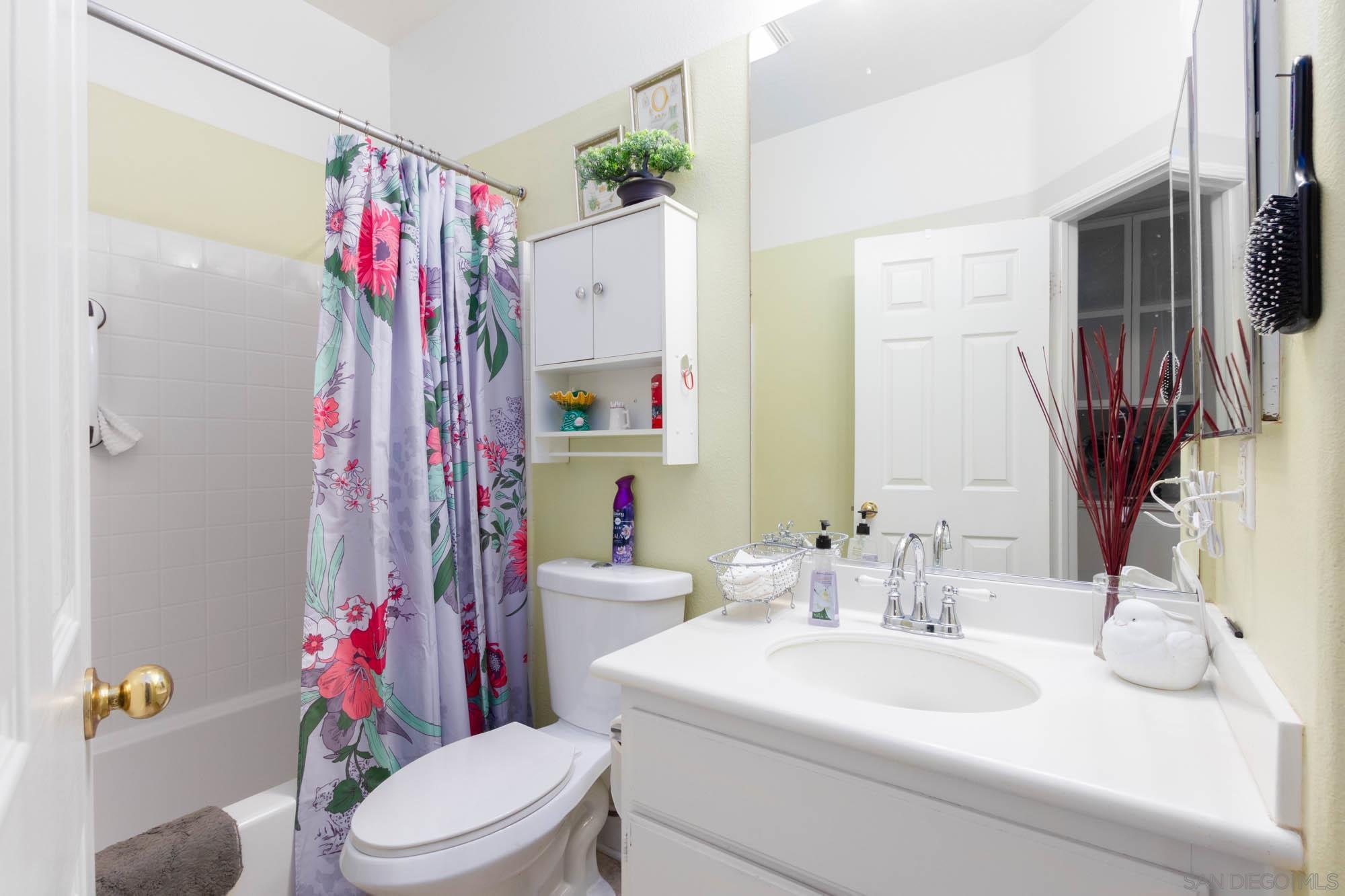 Detail Gallery Image 21 of 29 For 33134  Windward Way, Lake Elsinore,  CA 92530 - 4 Beds | 2 Baths