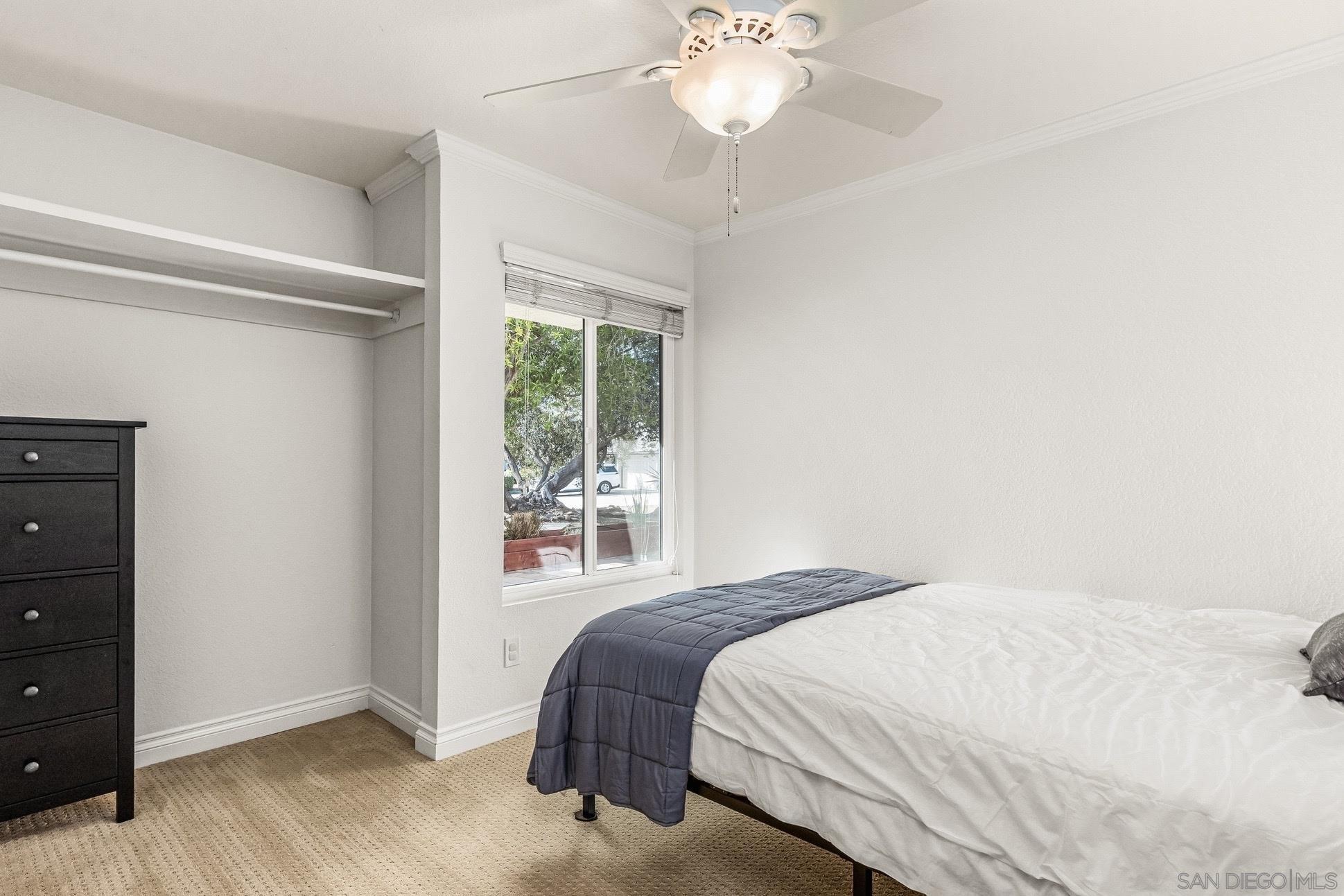 Detail Gallery Image 18 of 37 For 13010  Roundup Ave, San Diego,  CA 92129 - 6 Beds | 4 Baths