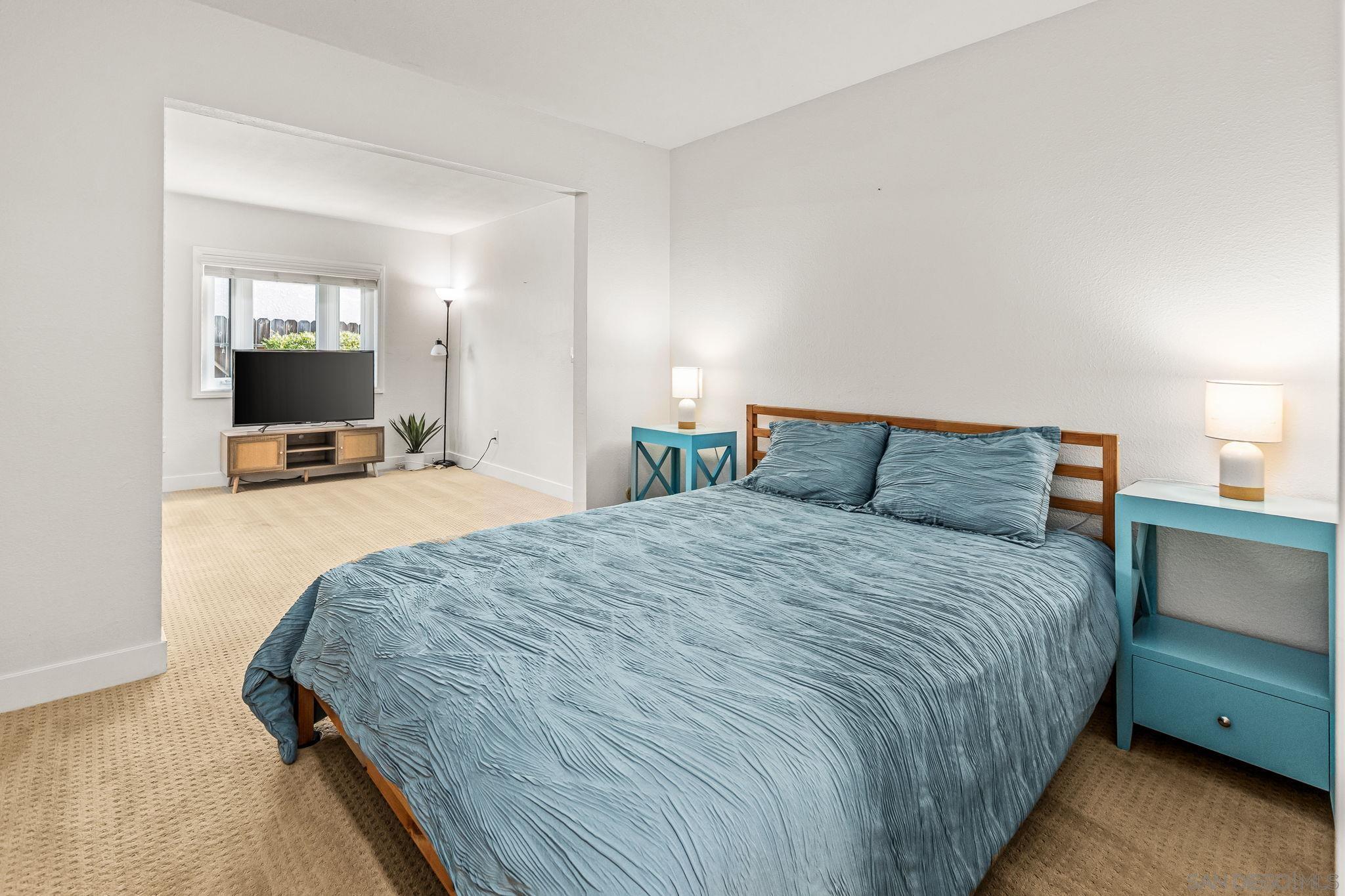 Detail Gallery Image 25 of 37 For 13010  Roundup Ave, San Diego,  CA 92129 - 6 Beds | 4 Baths