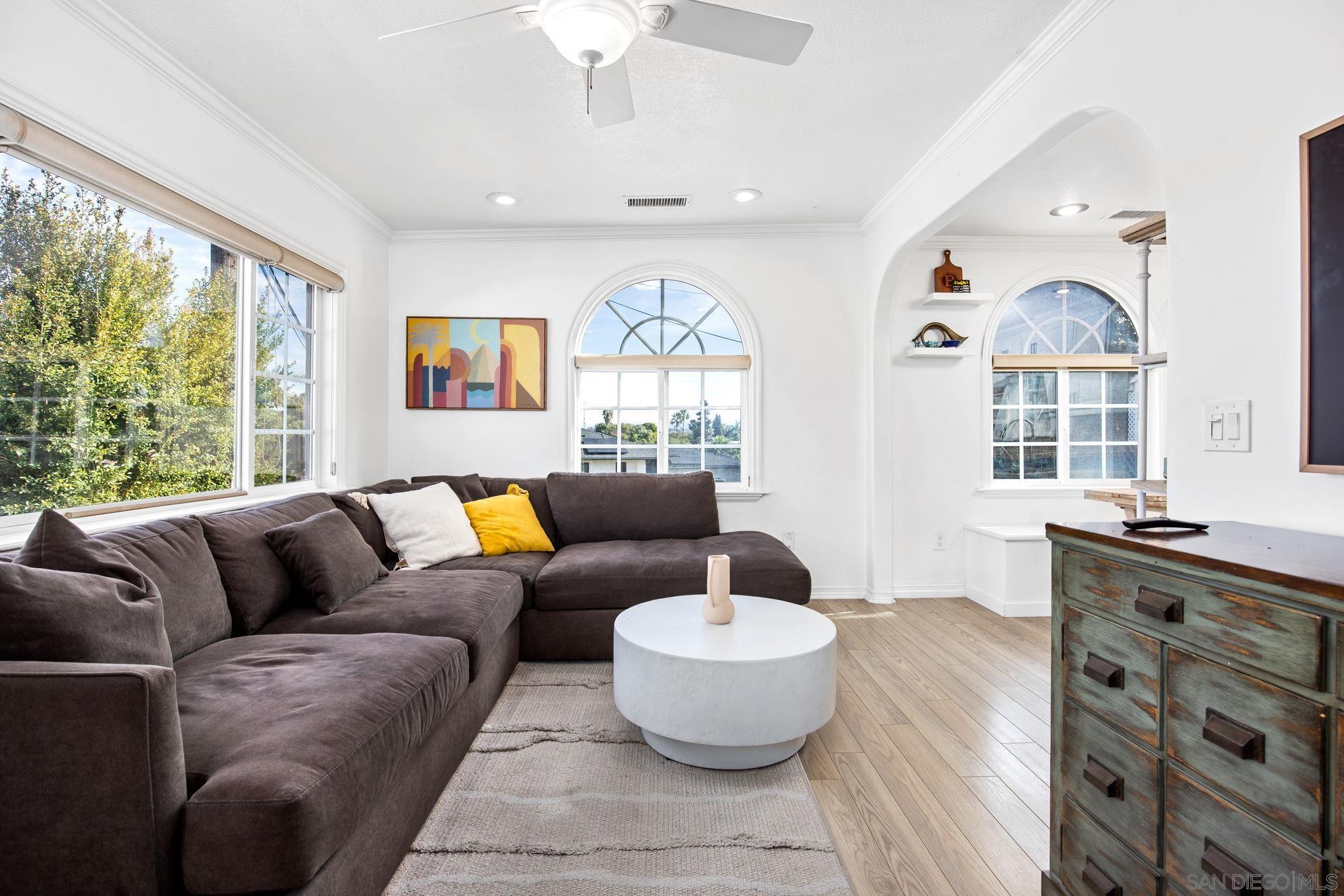 Detail Gallery Image 5 of 22 For 2912  Boundary St, San Diego,  CA 92104 - 2 Beds | 2 Baths