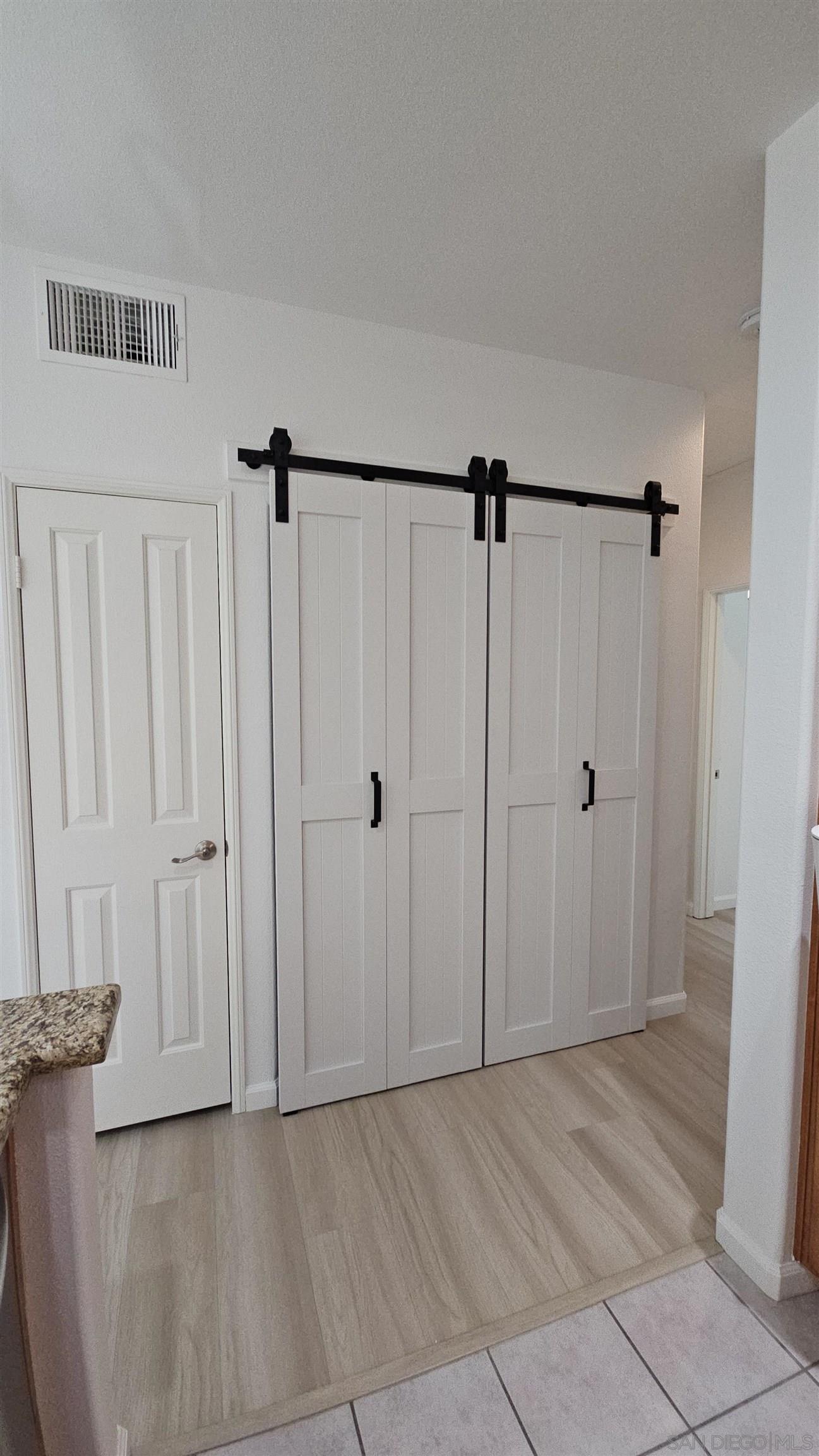 Detail Gallery Image 15 of 40 For 12031  World Trade Dr  1, San Diego,  CA 92128 - 2 Beds | 2 Baths