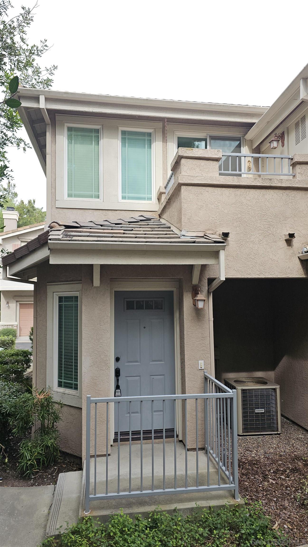 Detail Gallery Image 3 of 40 For 12031  World Trade Dr  1, San Diego,  CA 92128 - 2 Beds | 2 Baths