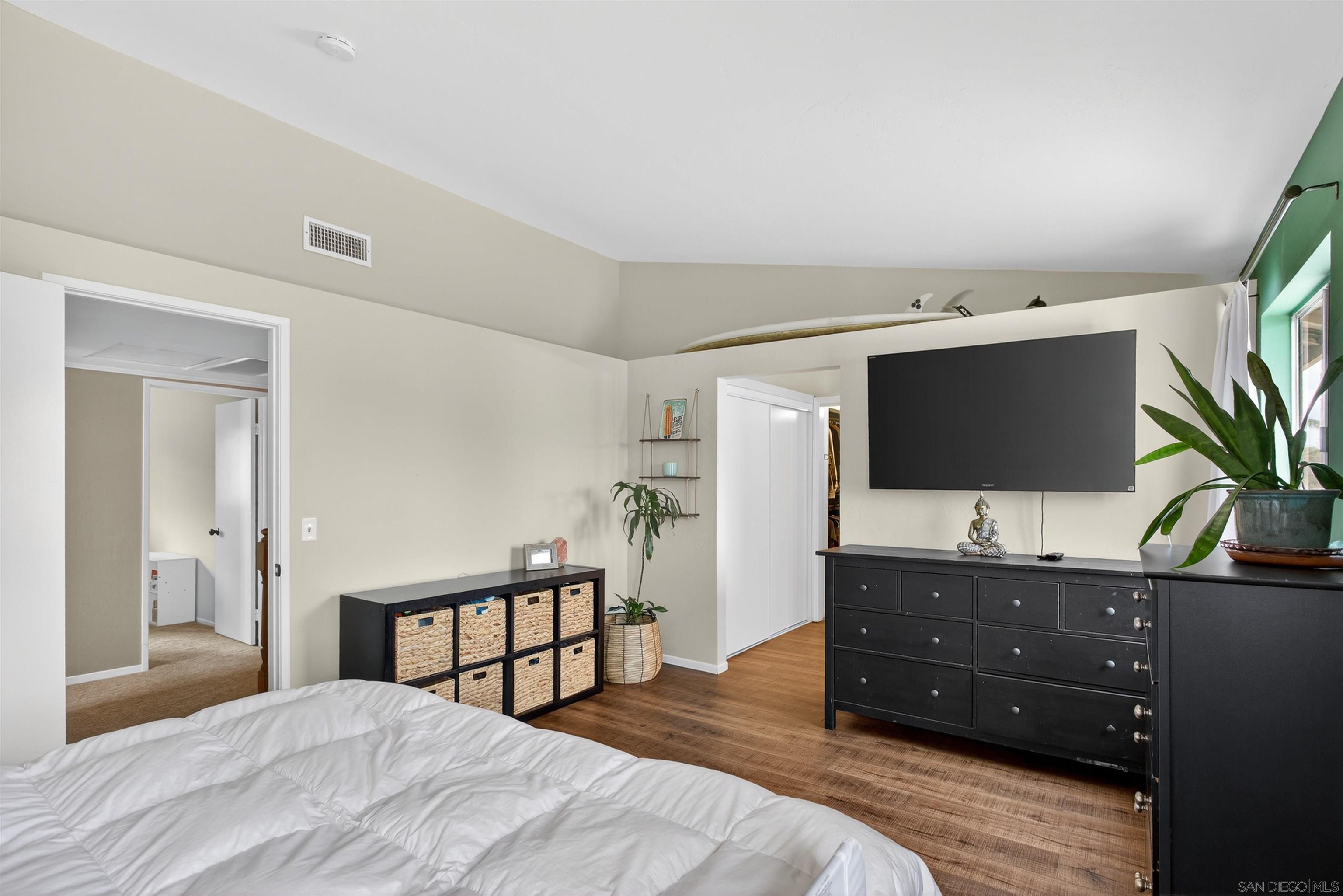 Detail Gallery Image 15 of 19 For 30932  Greensboro Dr, Temecula,  CA 92592 - 5 Beds | 3 Baths