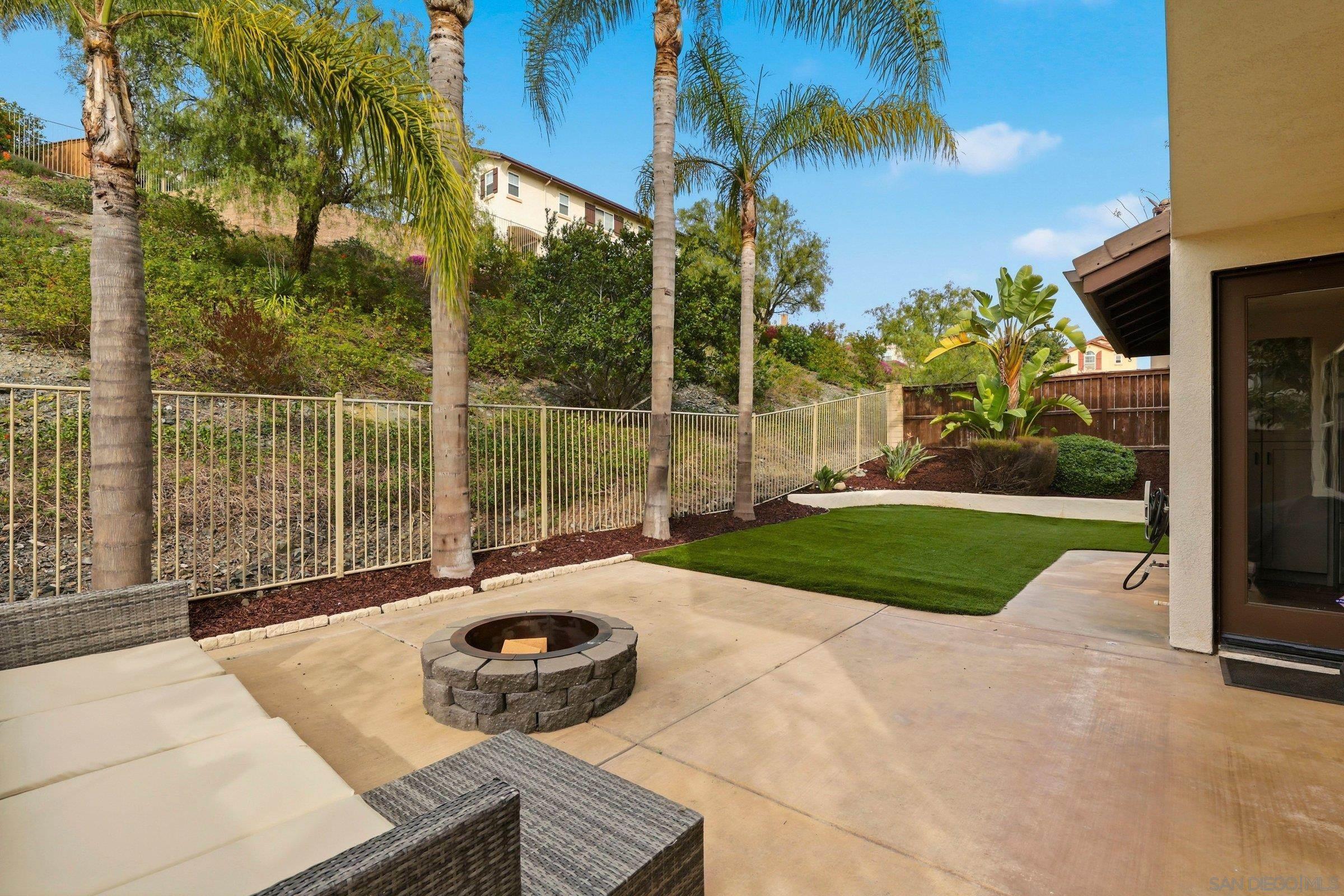 Detail Gallery Image 38 of 43 For 1514 W Borden, San Marcos,  CA 92069 - 5 Beds | 3 Baths