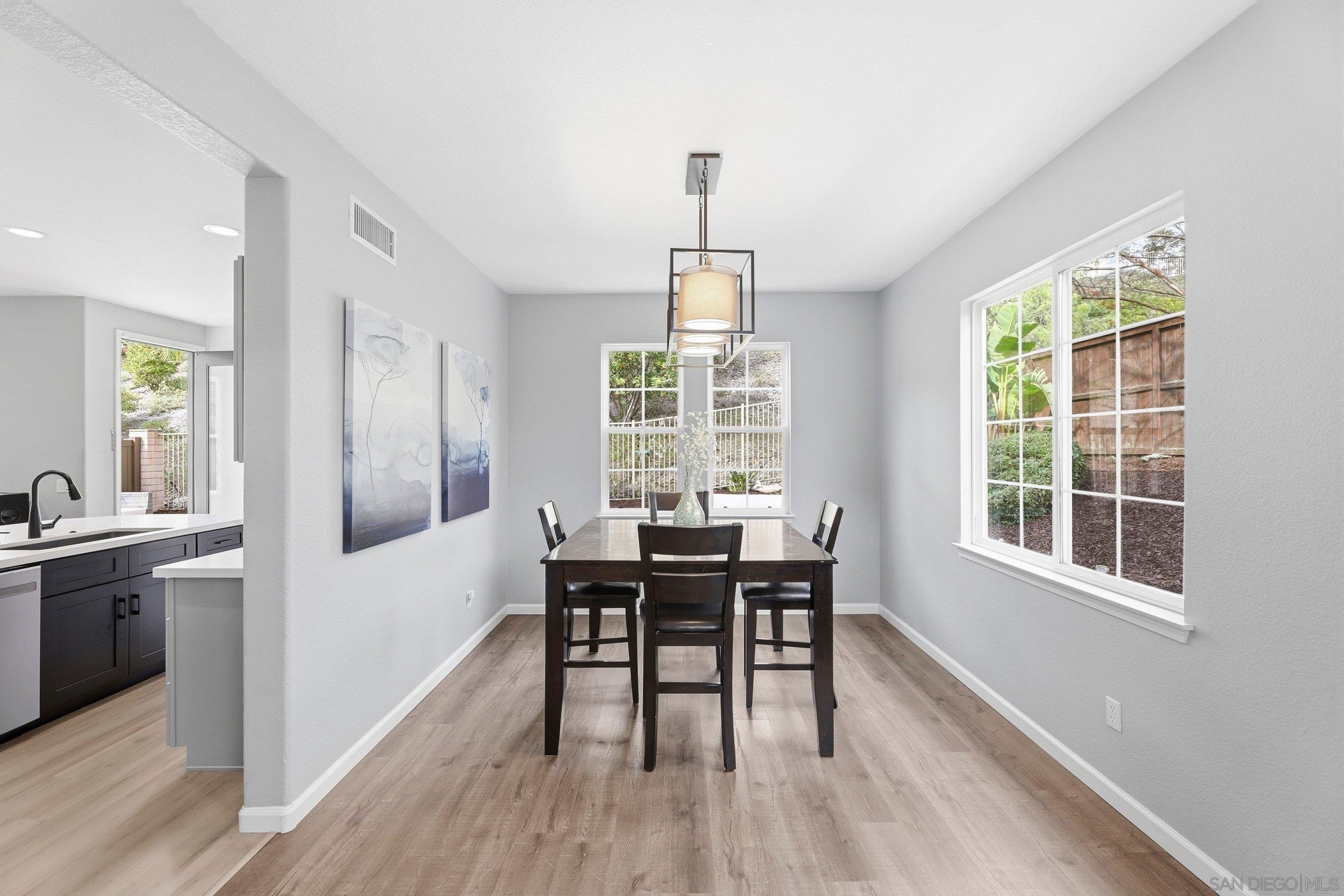 Detail Gallery Image 8 of 43 For 1514 W Borden, San Marcos,  CA 92069 - 5 Beds | 3 Baths