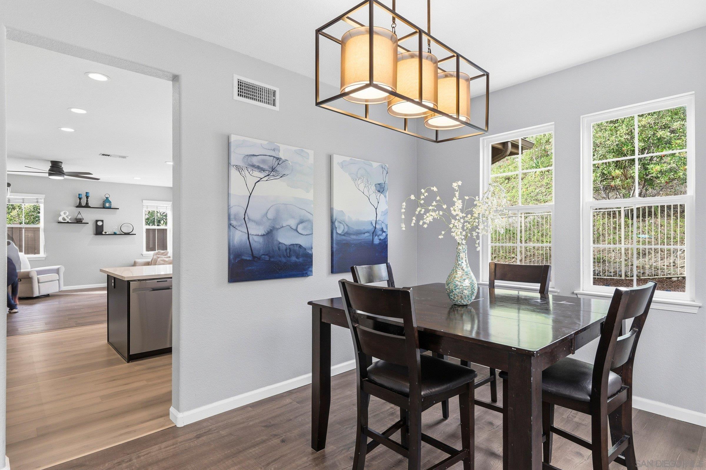 Detail Gallery Image 10 of 43 For 1514 W Borden, San Marcos,  CA 92069 - 5 Beds | 3 Baths