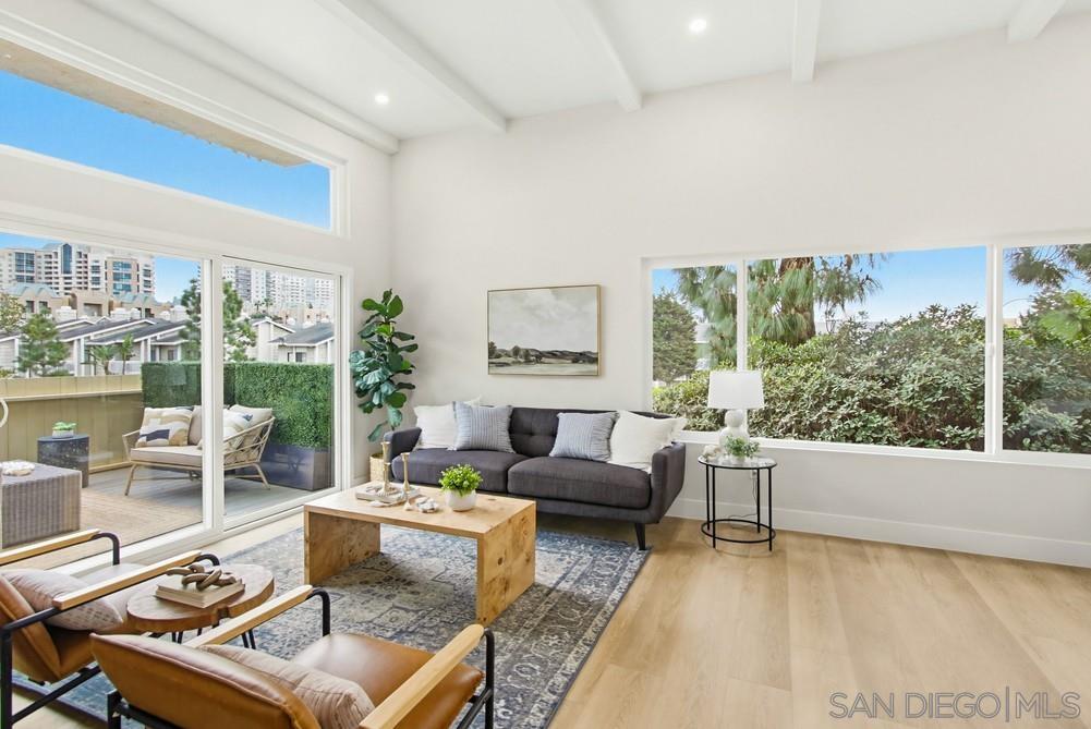 Front Image Thumbnail for SD260002177