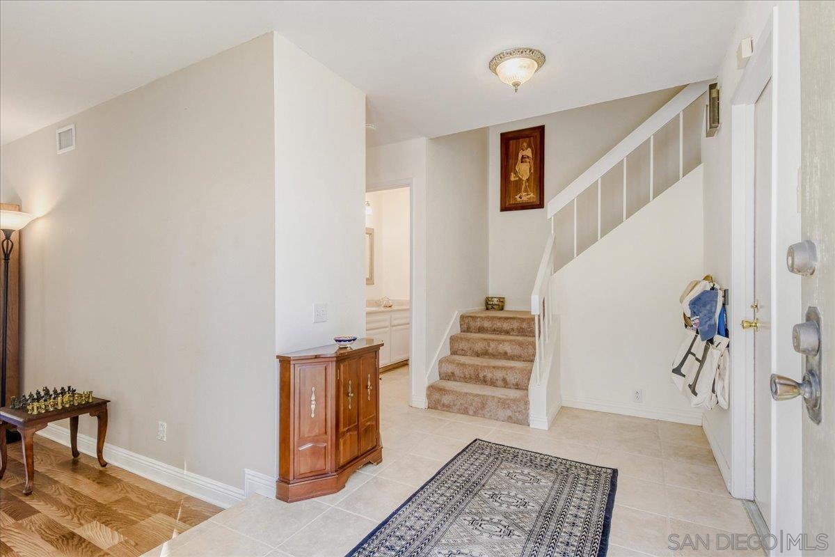 Detail Gallery Image 2 of 33 For 6128  Portobelo Ct, San Diego,  CA 92124 - 2 Beds | 2/1 Baths