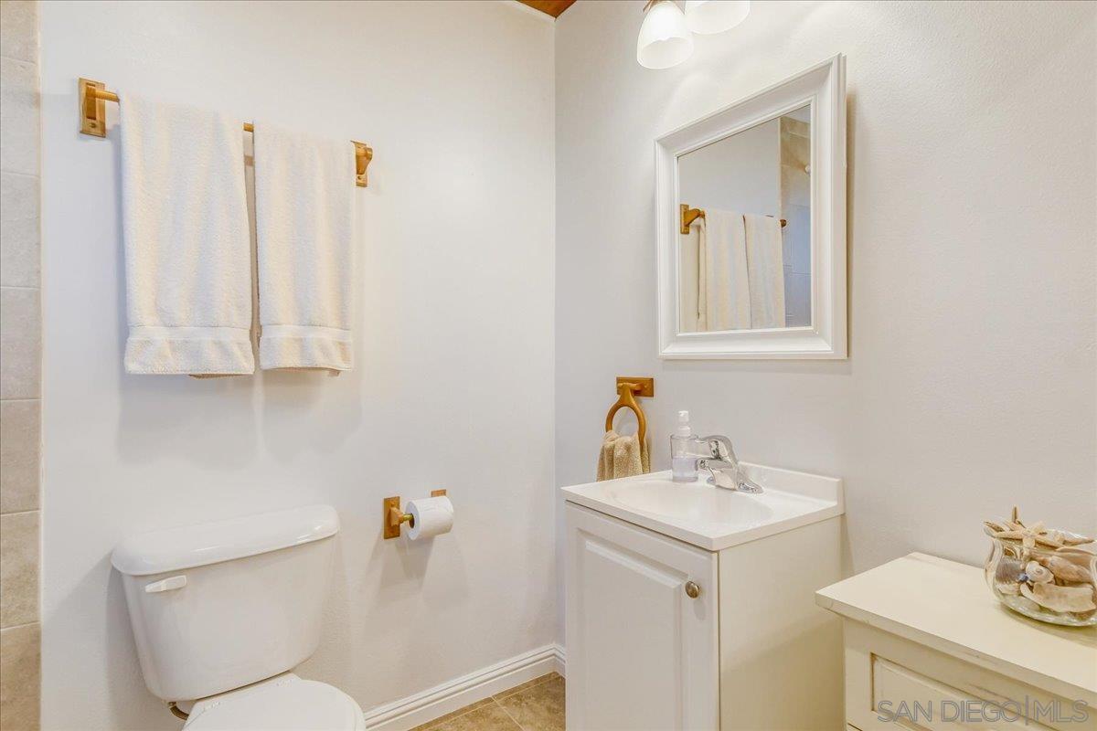 Detail Gallery Image 21 of 33 For 6128  Portobelo Ct, San Diego,  CA 92124 - 2 Beds | 2/1 Baths