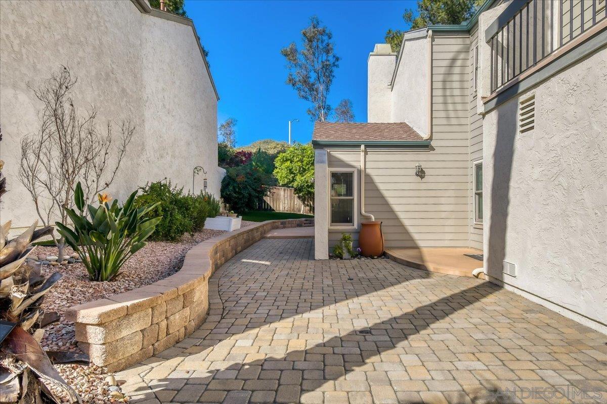Detail Gallery Image 26 of 33 For 6128  Portobelo Ct, San Diego,  CA 92124 - 2 Beds | 2/1 Baths