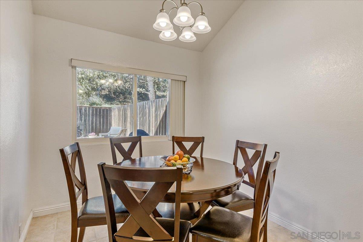 Detail Gallery Image 7 of 33 For 6128  Portobelo Ct, San Diego,  CA 92124 - 2 Beds | 2/1 Baths