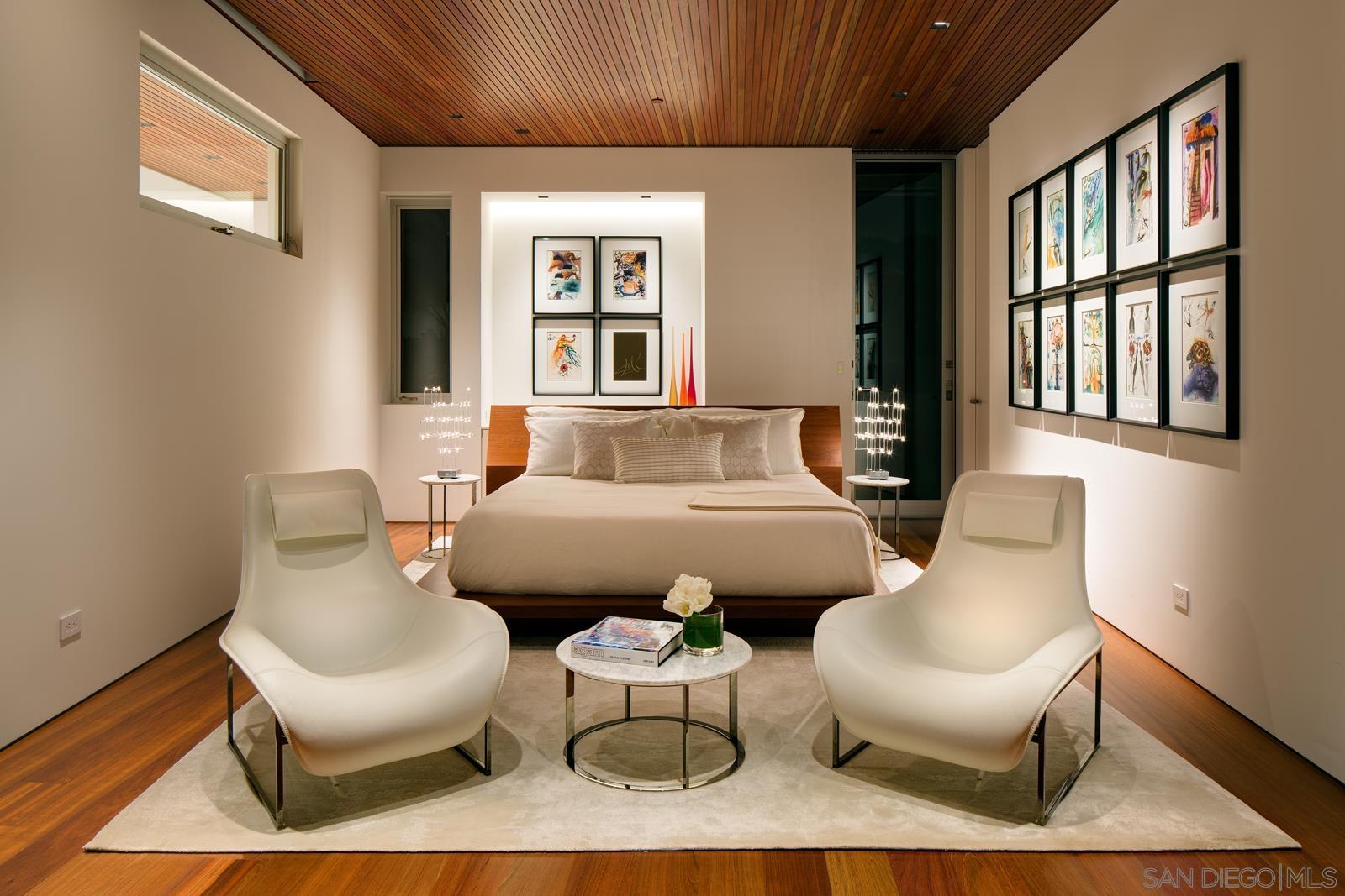 Detail Gallery Image 7 of 14 For 980  Alameda Blvd, Coronado,  CA 92118 - 4 Beds | 4/1 Baths