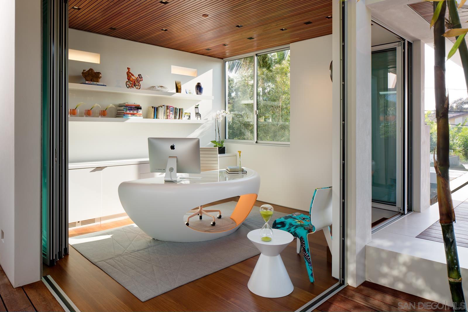 Detail Gallery Image 10 of 14 For 980  Alameda Blvd, Coronado,  CA 92118 - 4 Beds | 4/1 Baths