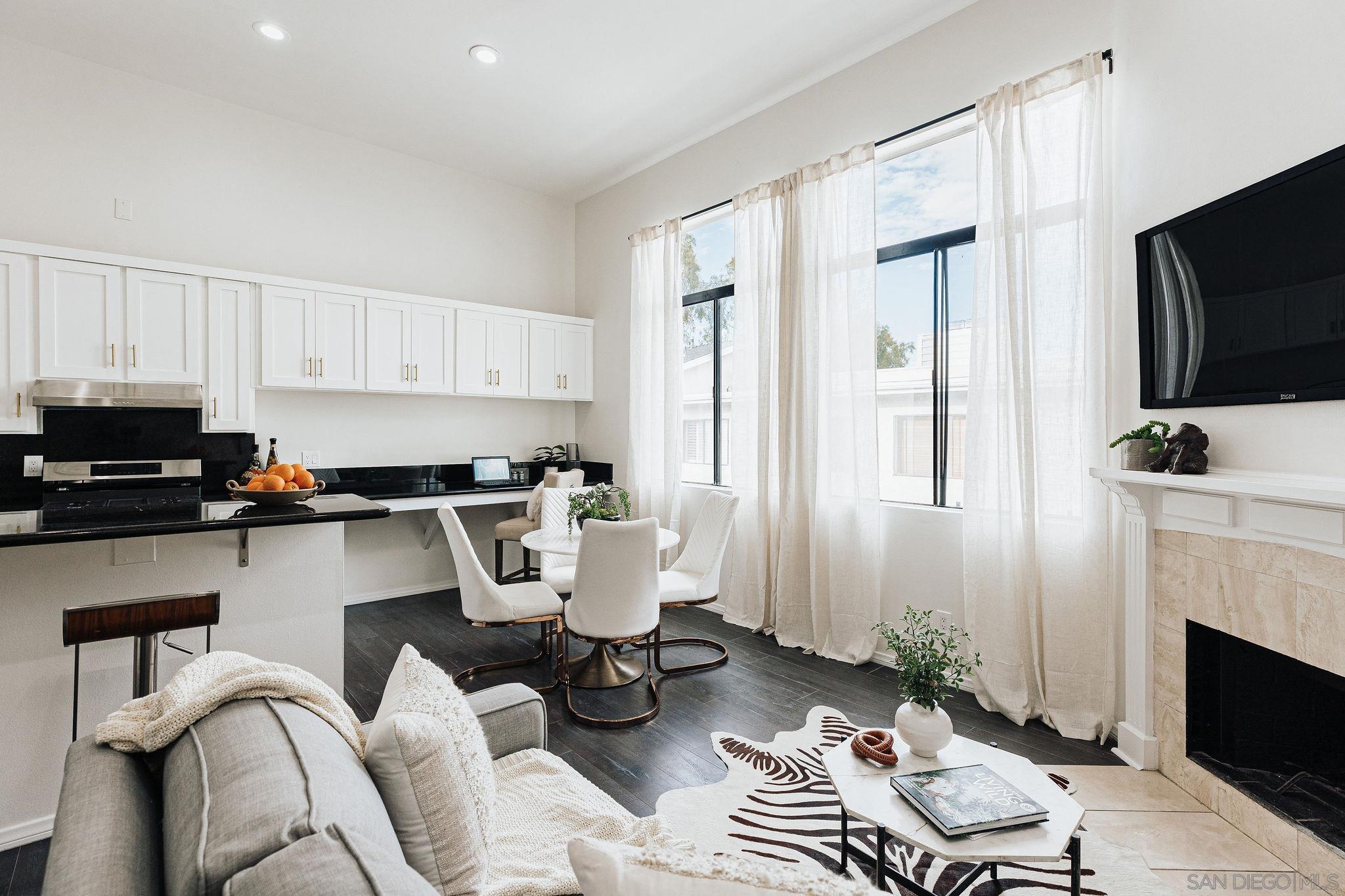 Detail Gallery Image 41 of 50 For 4652  Don Lorenzo Dr  a,  Los Angeles,  CA 90008 - 3 Beds | 3 Baths