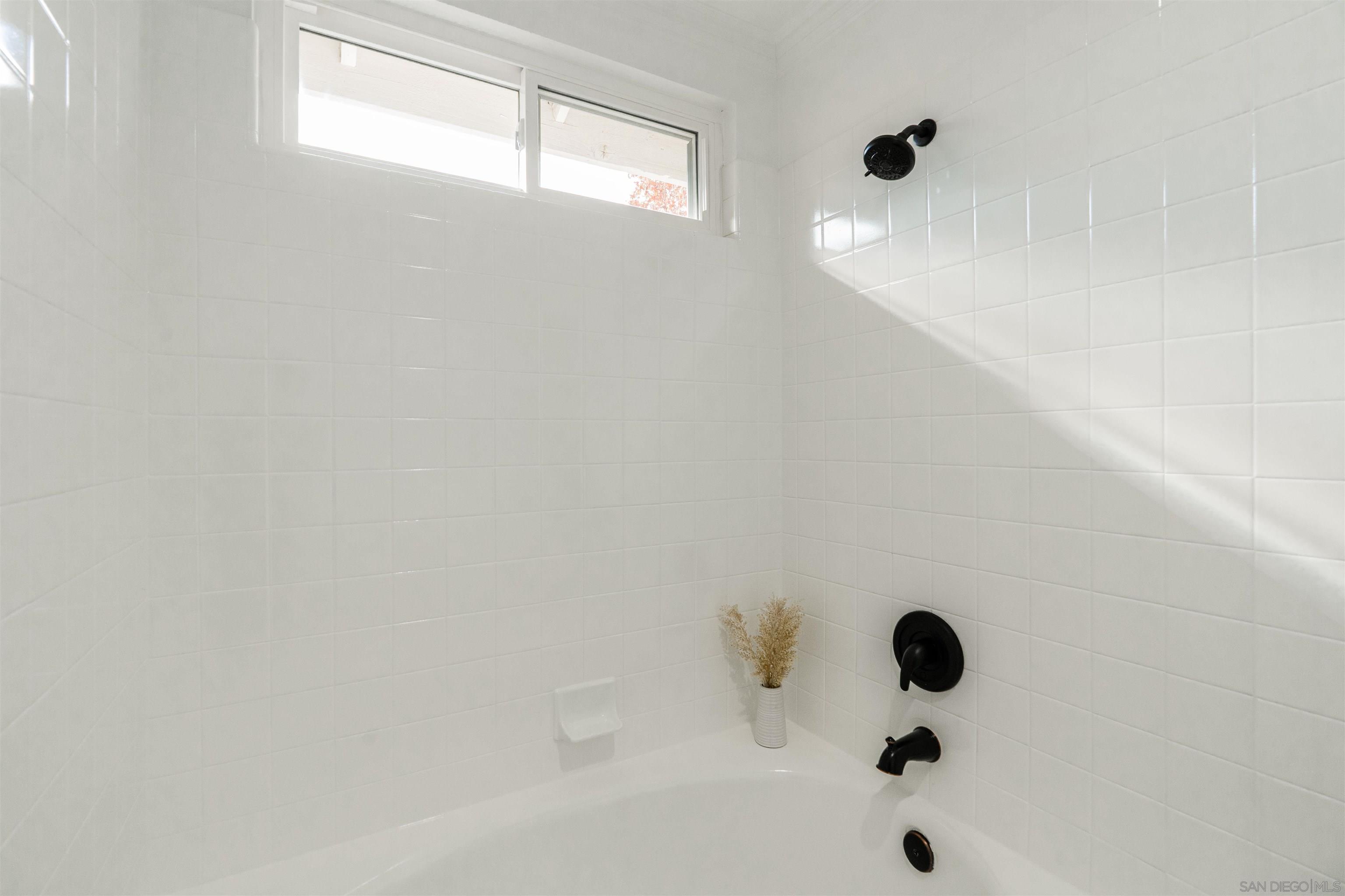 Detail Gallery Image 39 of 65 For 29747  Circle R Ct, Escondido,  CA 92026 - 3 Beds | 2/1 Baths