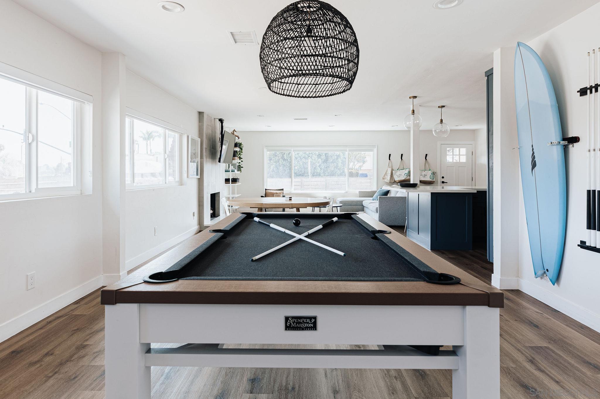 Detail Gallery Image 3 of 73 For 3805  Atascadero Dr, San Diego,  CA 92107 - 3 Beds | 2 Baths