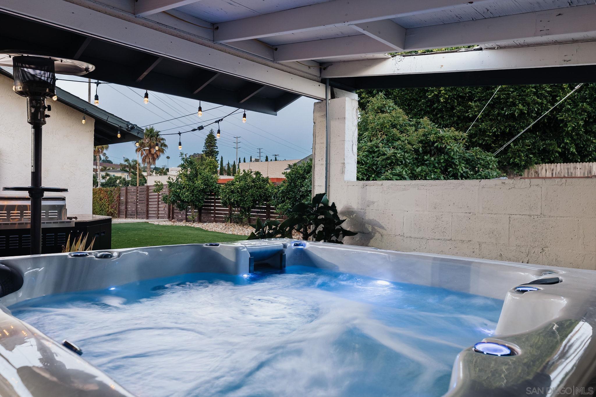 Detail Gallery Image 40 of 73 For 3805  Atascadero Dr, San Diego,  CA 92107 - 3 Beds | 2 Baths