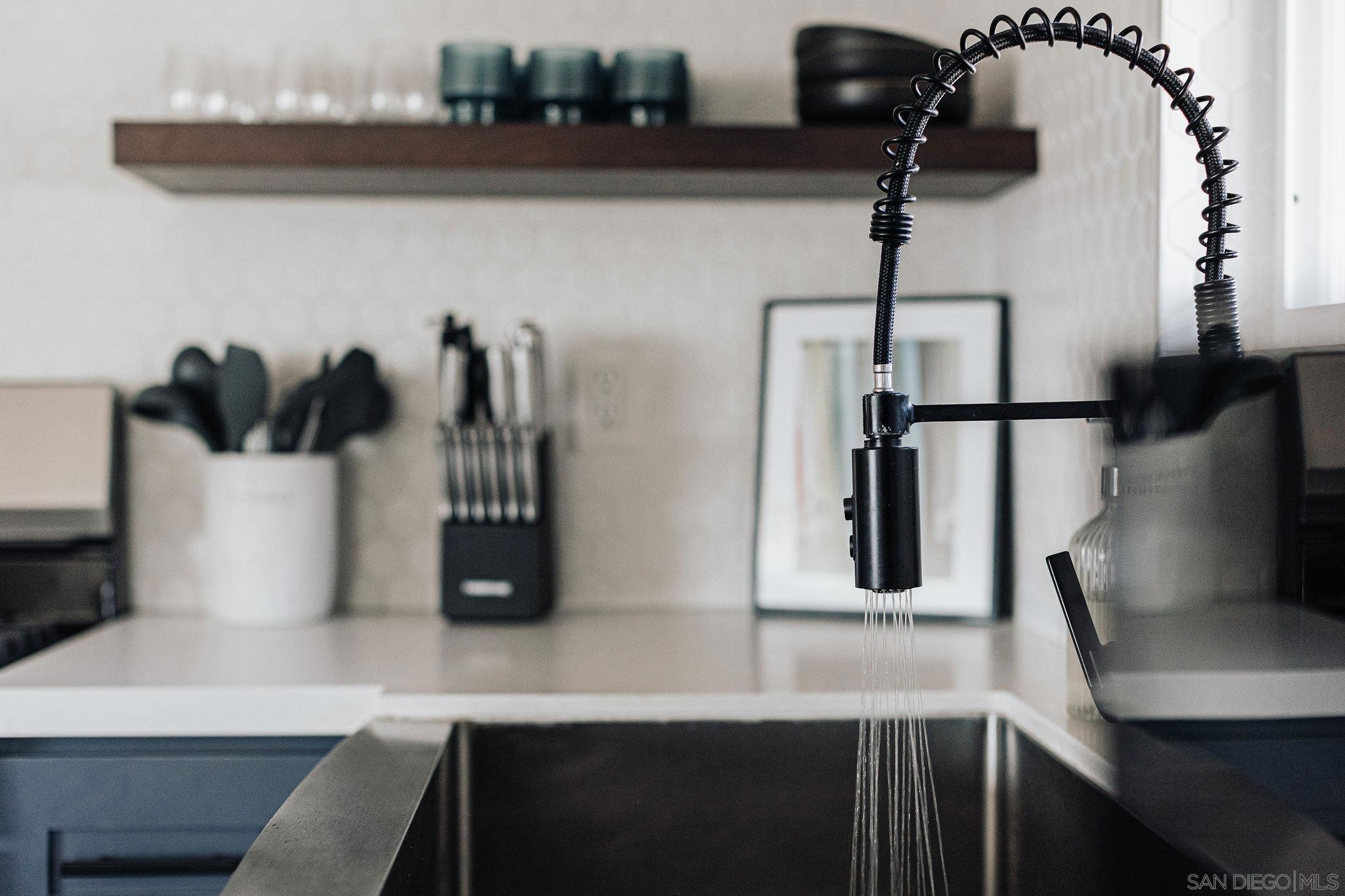 Detail Gallery Image 52 of 73 For 3805  Atascadero Dr, San Diego,  CA 92107 - 3 Beds | 2 Baths