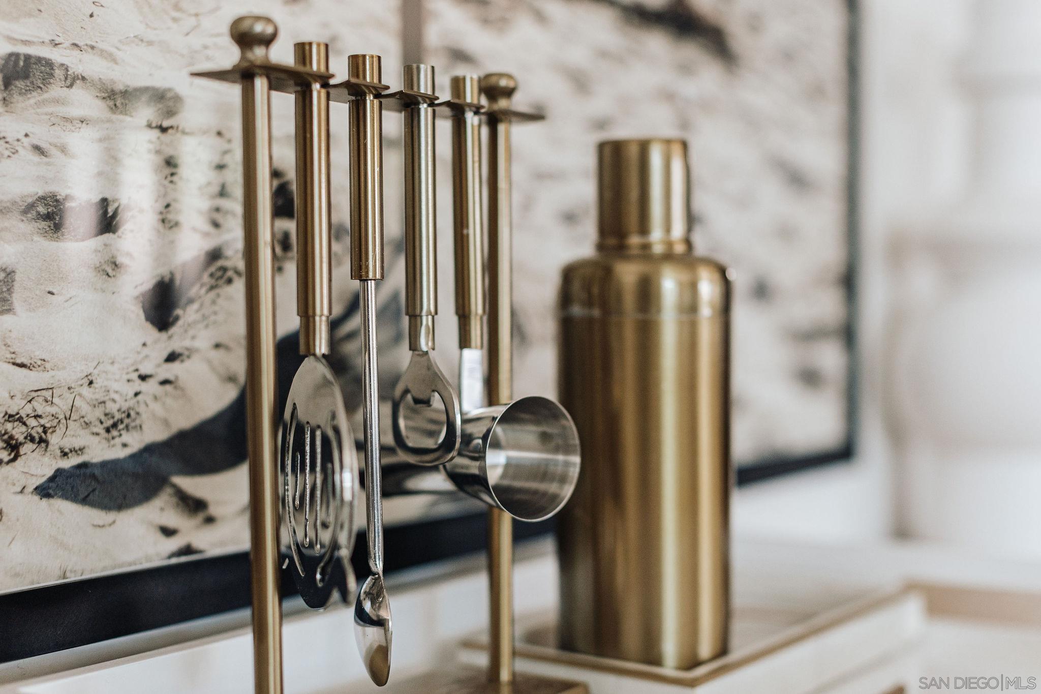 Detail Gallery Image 57 of 73 For 3805  Atascadero Dr, San Diego,  CA 92107 - 3 Beds | 2 Baths