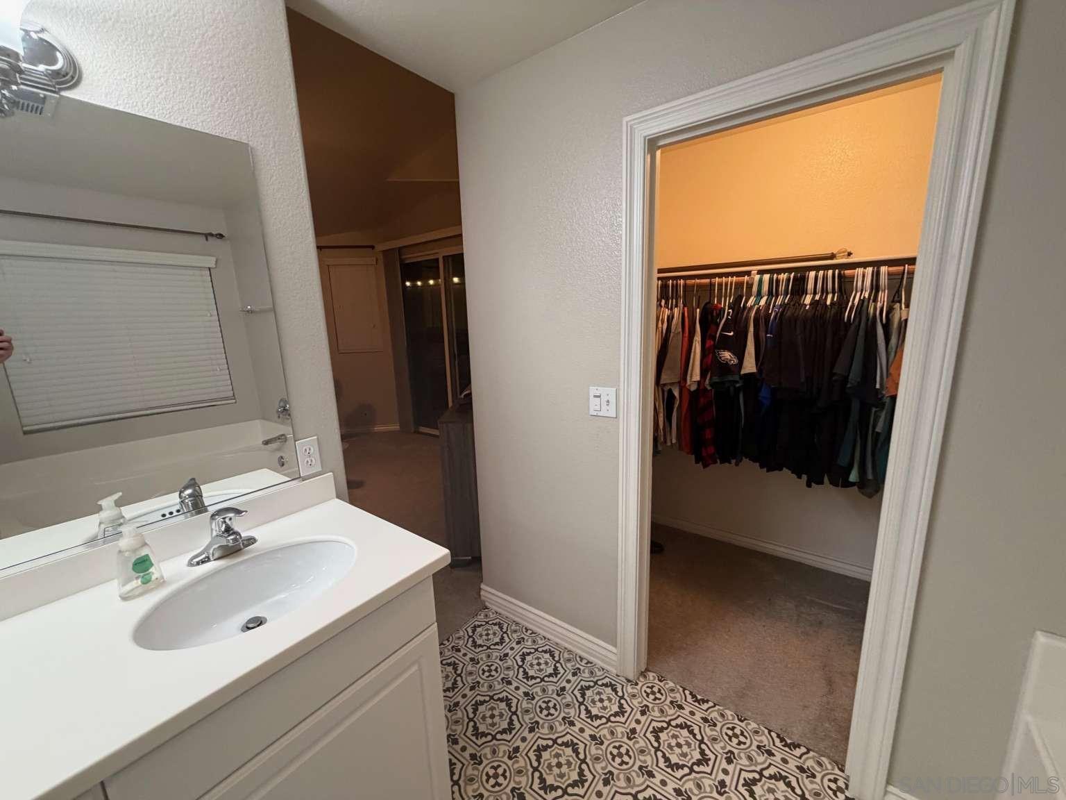 Detail Gallery Image 15 of 20 For 8874  Tamarisk Ave, Hesperia,  CA 92344 - 4 Beds | 2 Baths