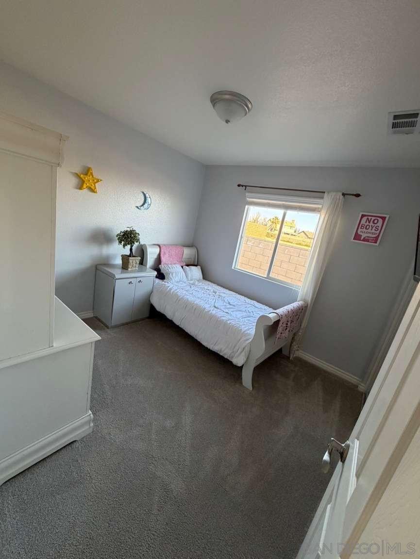 Detail Gallery Image 17 of 20 For 8874  Tamarisk Ave, Hesperia,  CA 92344 - 4 Beds | 2 Baths