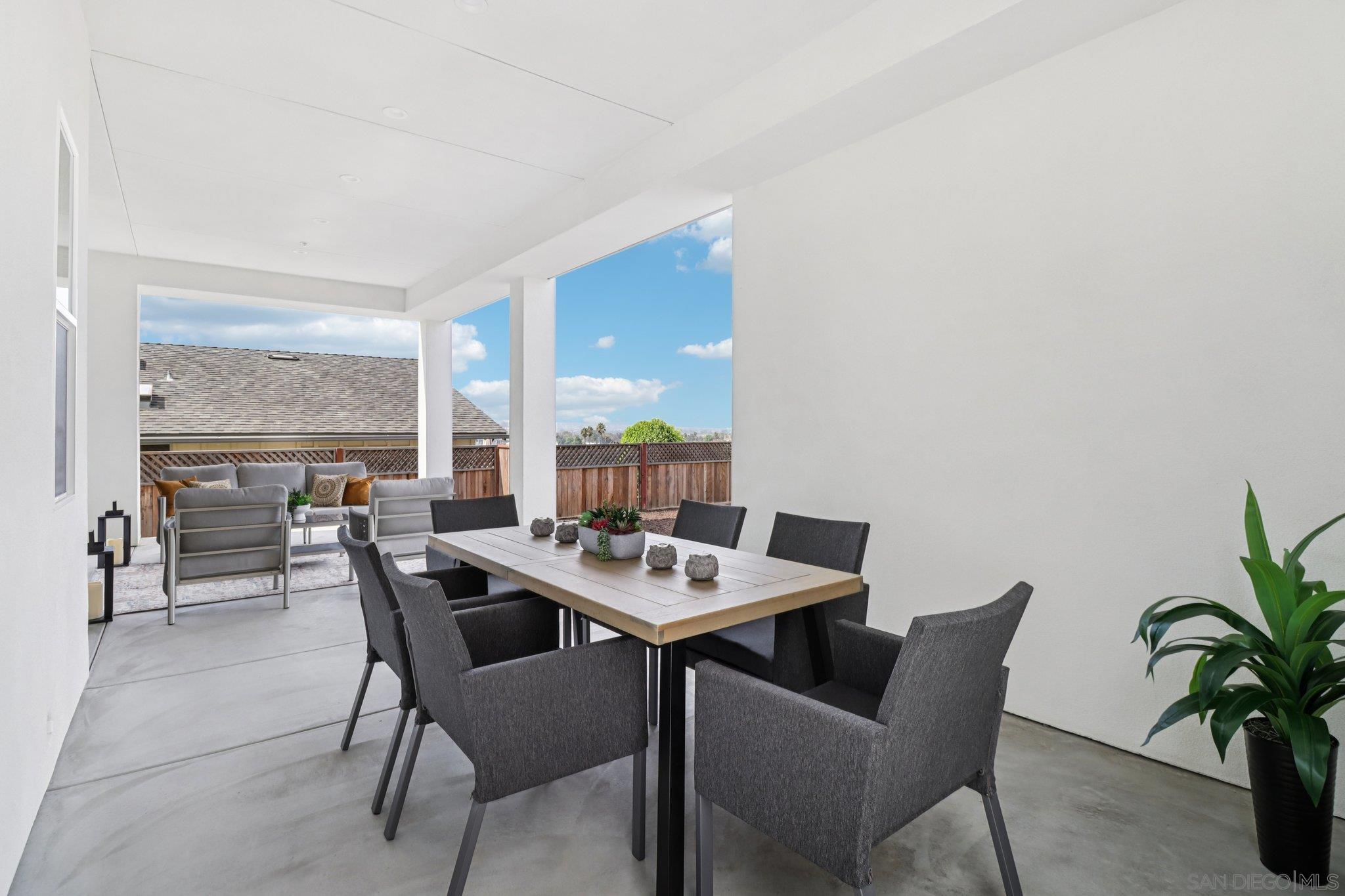 Detail Gallery Image 16 of 75 For 1850  Illion St, San Diego,  CA 92110 - 4 Beds | 3/1 Baths