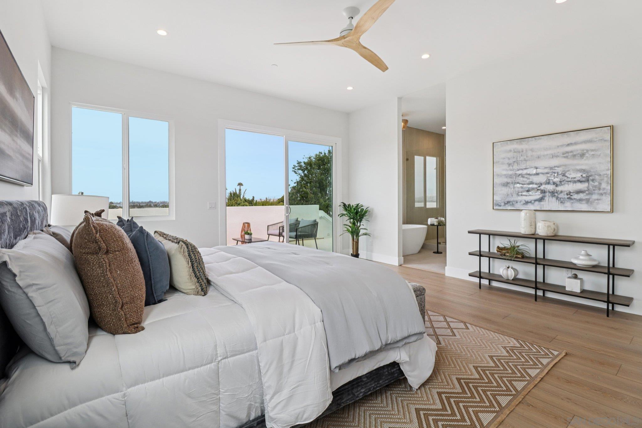 Detail Gallery Image 27 of 75 For 1850  Illion St, San Diego,  CA 92110 - 4 Beds | 3/1 Baths