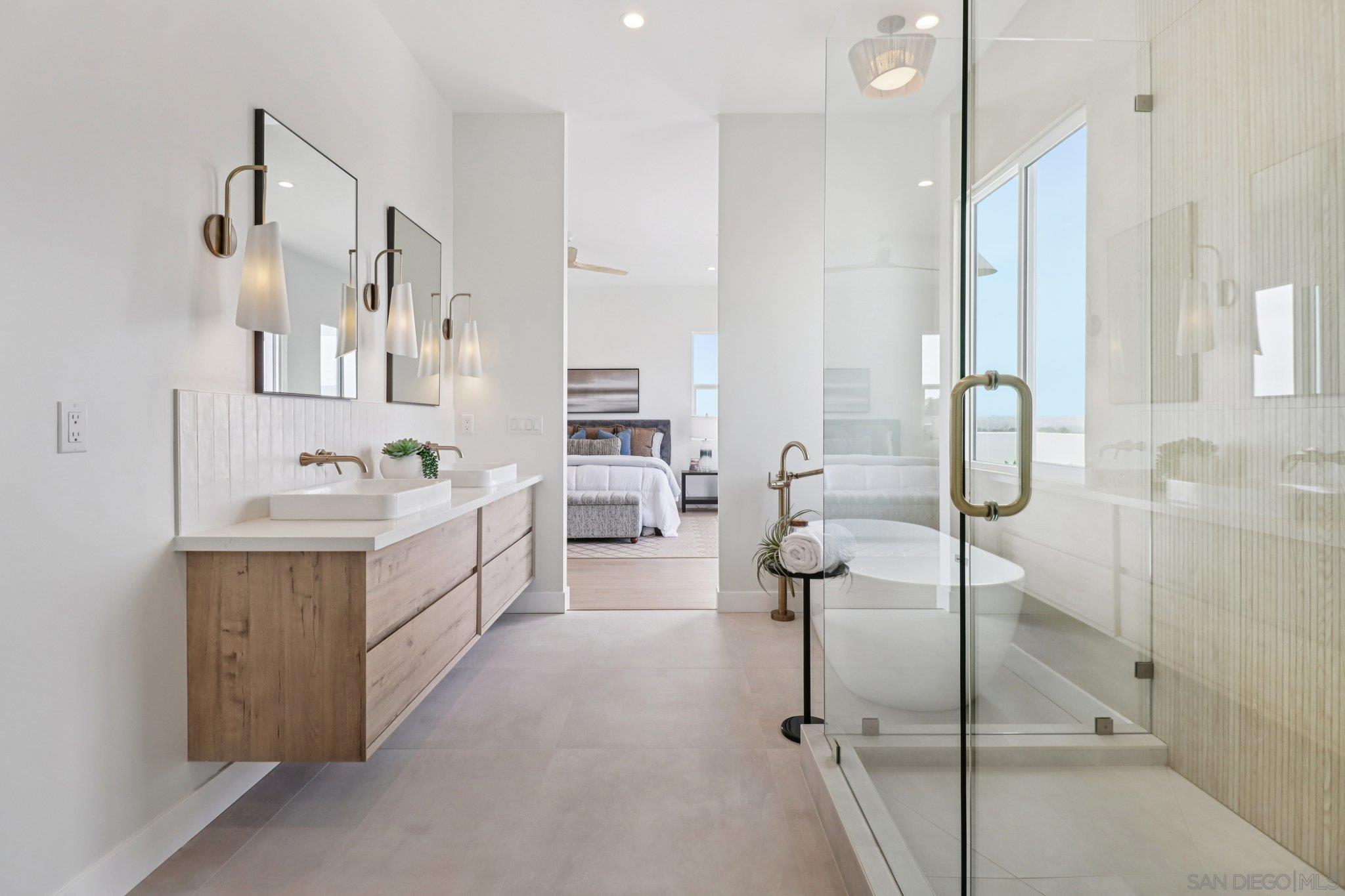 Detail Gallery Image 31 of 75 For 1850  Illion St, San Diego,  CA 92110 - 4 Beds | 3/1 Baths