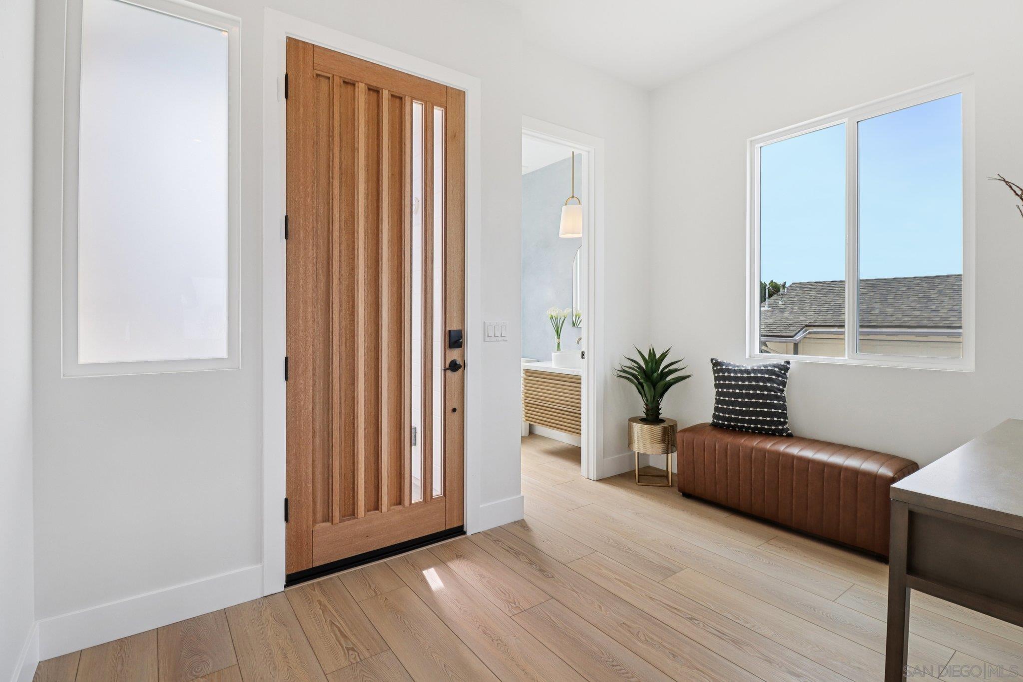 Detail Gallery Image 5 of 75 For 1850  Illion St, San Diego,  CA 92110 - 4 Beds | 3/1 Baths