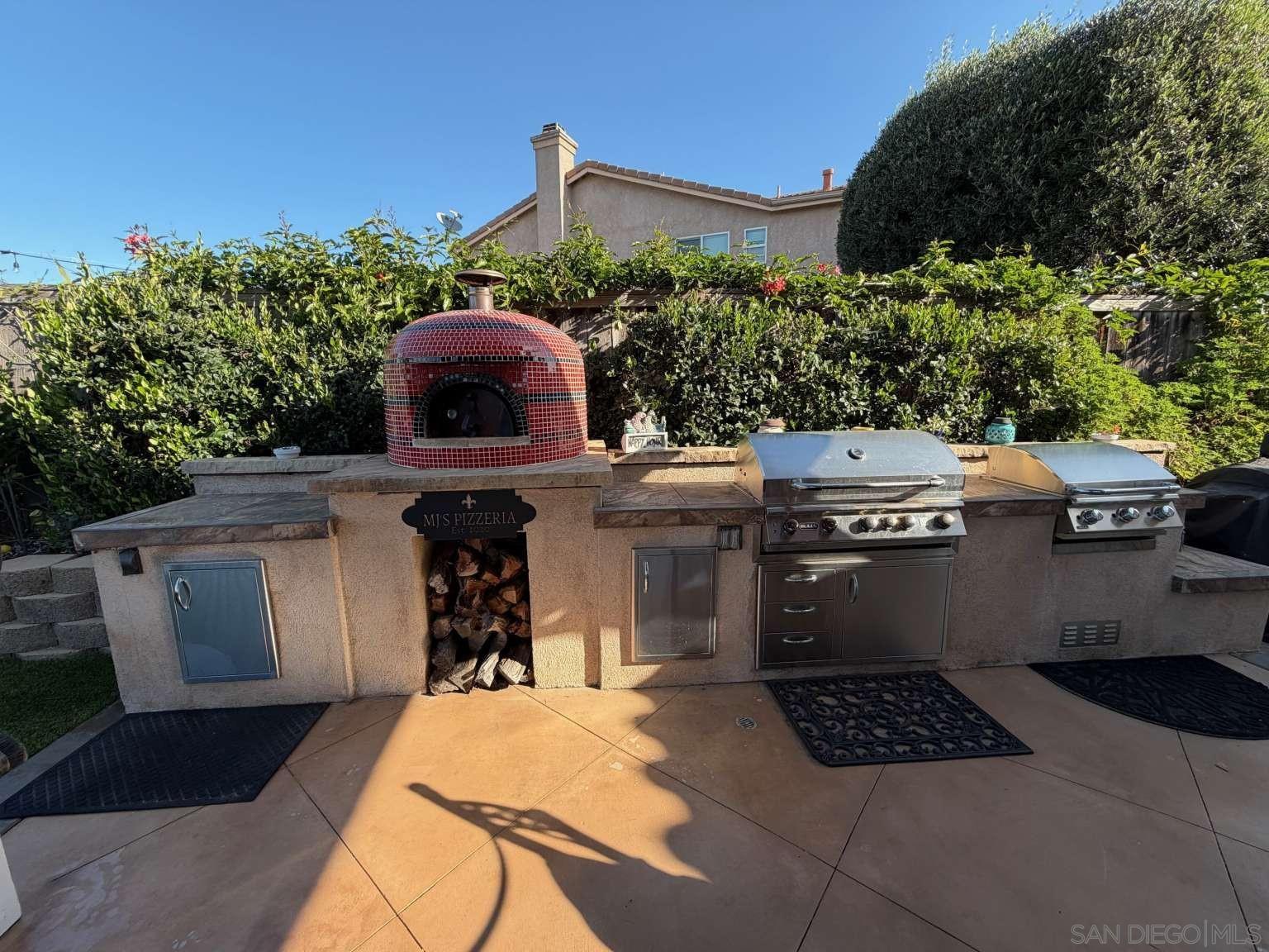 Detail Gallery Image 13 of 40 For 2327  Clearcrest Ln, Fallbrook,  CA 92028 - 5 Beds | 3/1 Baths