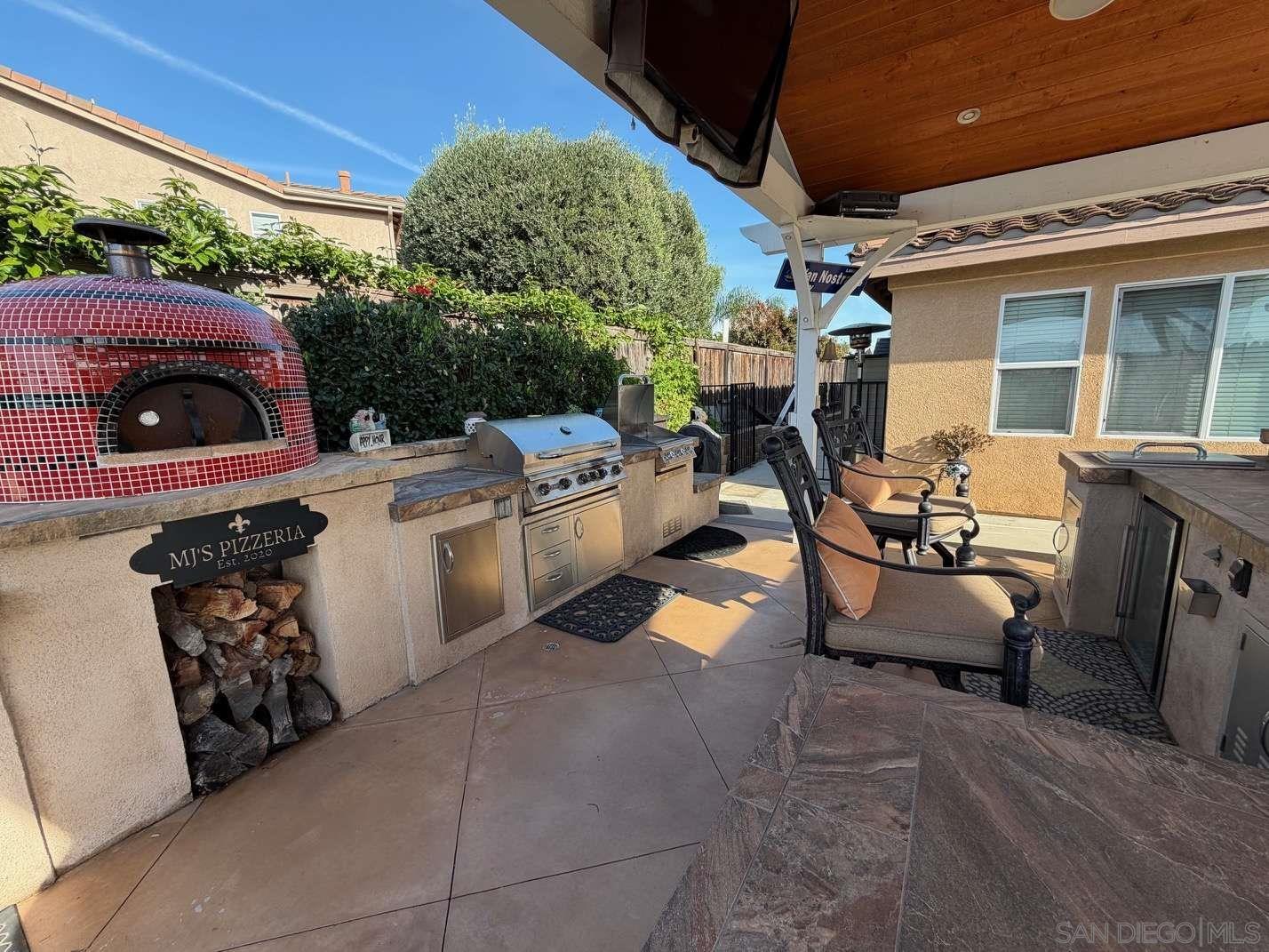 Detail Gallery Image 20 of 28 For 2327  Clearcrest Ln, Fallbrook,  CA 92028 - 5 Beds | 3/1 Baths