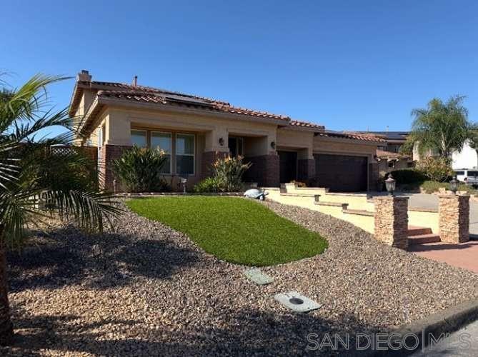 Detail Gallery Image 3 of 40 For 2327  Clearcrest Ln, Fallbrook,  CA 92028 - 5 Beds | 3/1 Baths