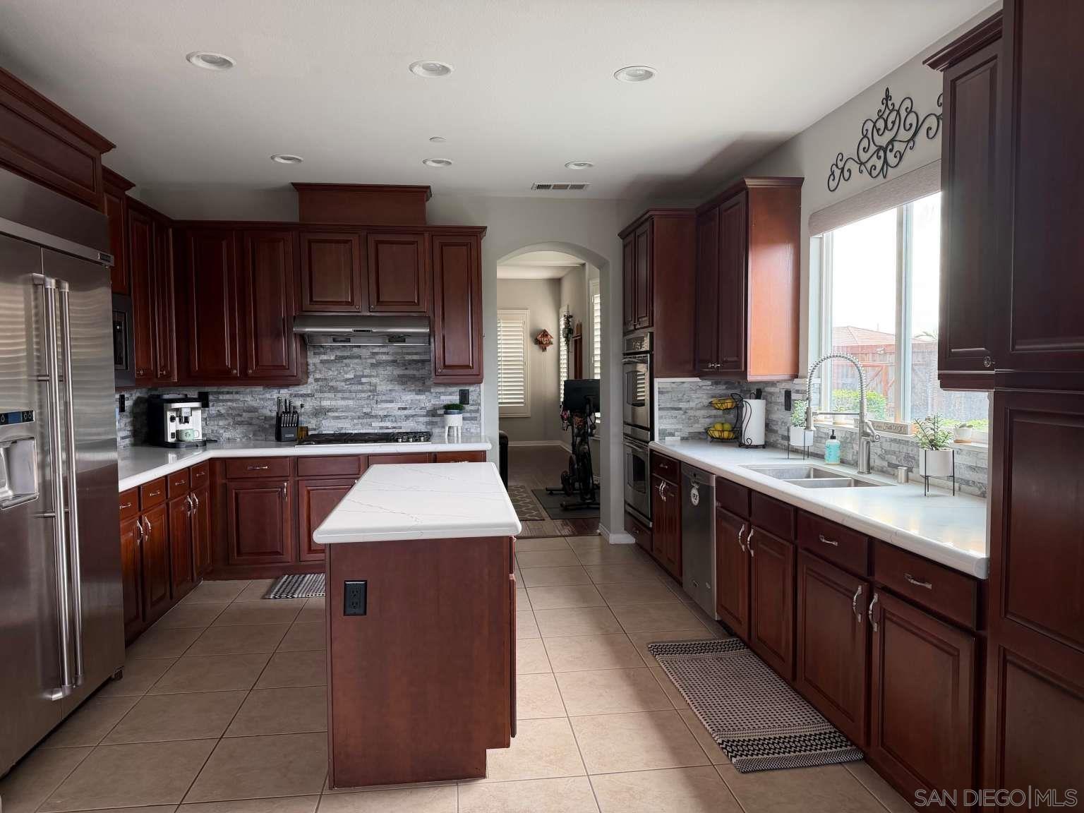 Detail Gallery Image 22 of 40 For 2327  Clearcrest Ln, Fallbrook,  CA 92028 - 5 Beds | 3/1 Baths