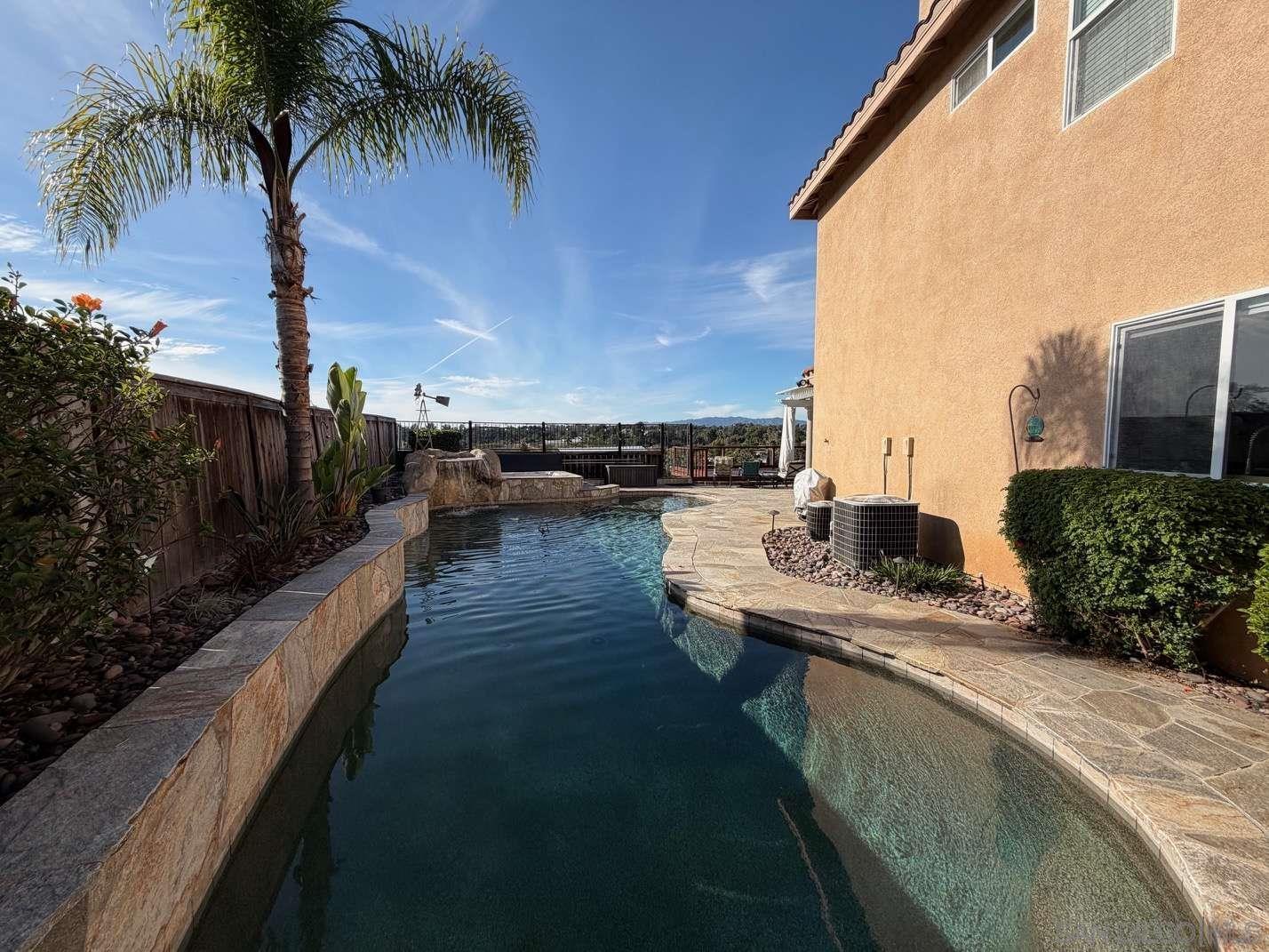 Detail Gallery Image 24 of 28 For 2327  Clearcrest Ln, Fallbrook,  CA 92028 - 5 Beds | 3/1 Baths