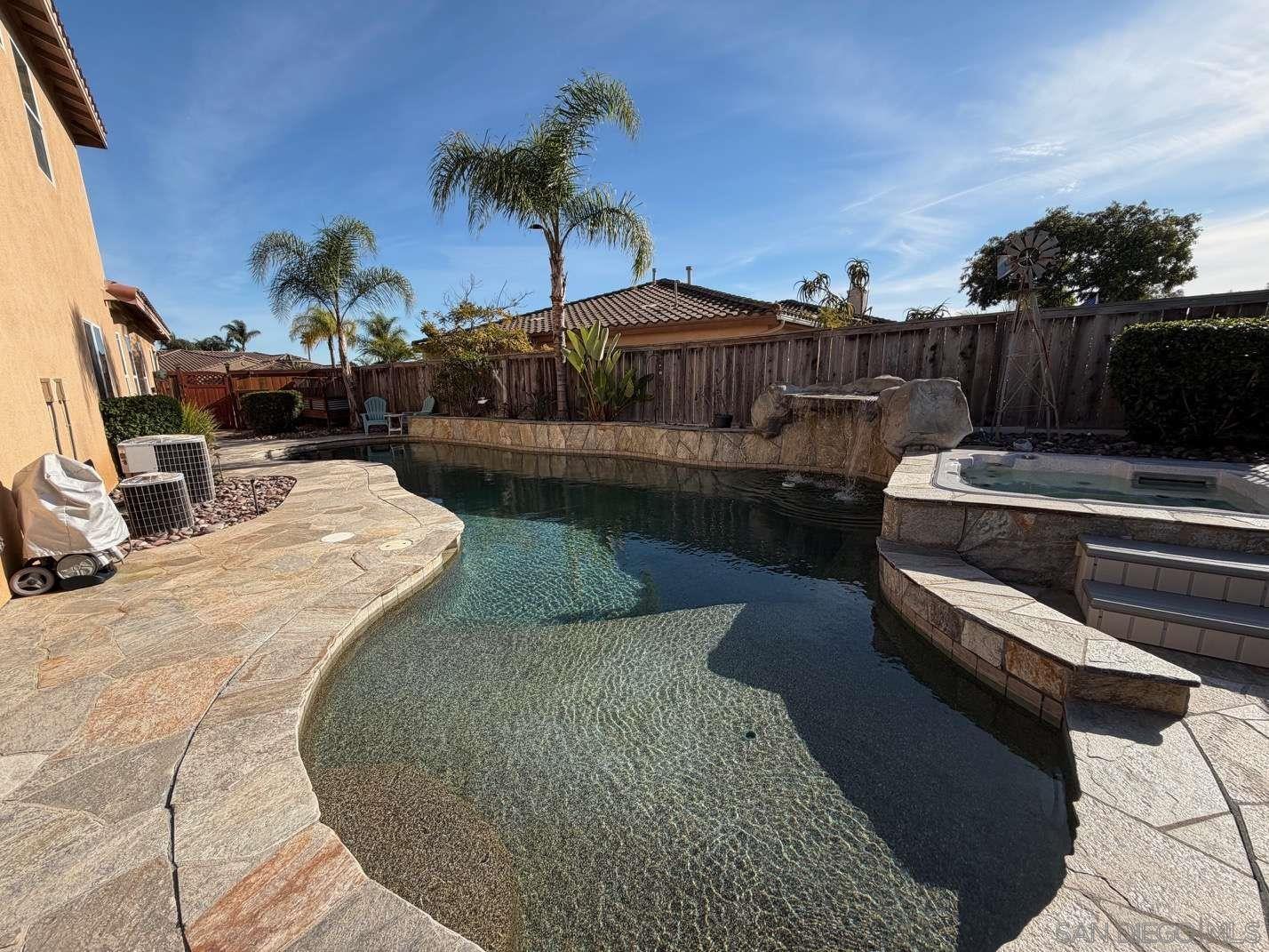 Detail Gallery Image 25 of 28 For 2327  Clearcrest Ln, Fallbrook,  CA 92028 - 5 Beds | 3/1 Baths