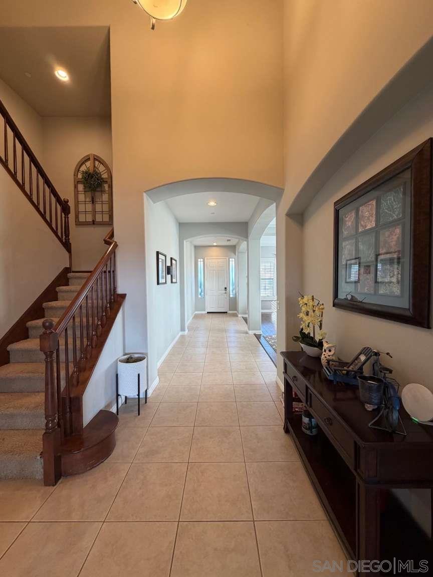 Detail Gallery Image 5 of 28 For 2327  Clearcrest Ln, Fallbrook,  CA 92028 - 5 Beds | 3/1 Baths