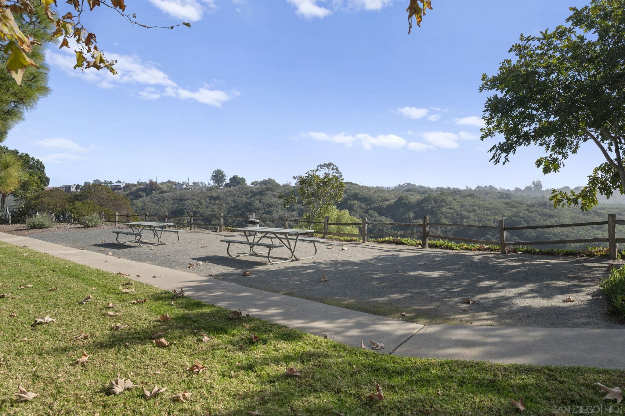 Detail Gallery Image 29 of 43 For 2363  Opalo Way, San Diego,  CA 92111 - 3 Beds | 1/1 Baths