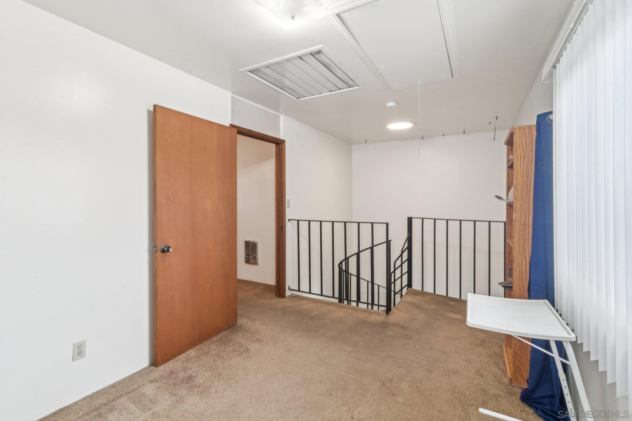 Detail Gallery Image 15 of 36 For 6233  Thorn, San Diego,  CA 92115 - 3 Beds | 2 Baths