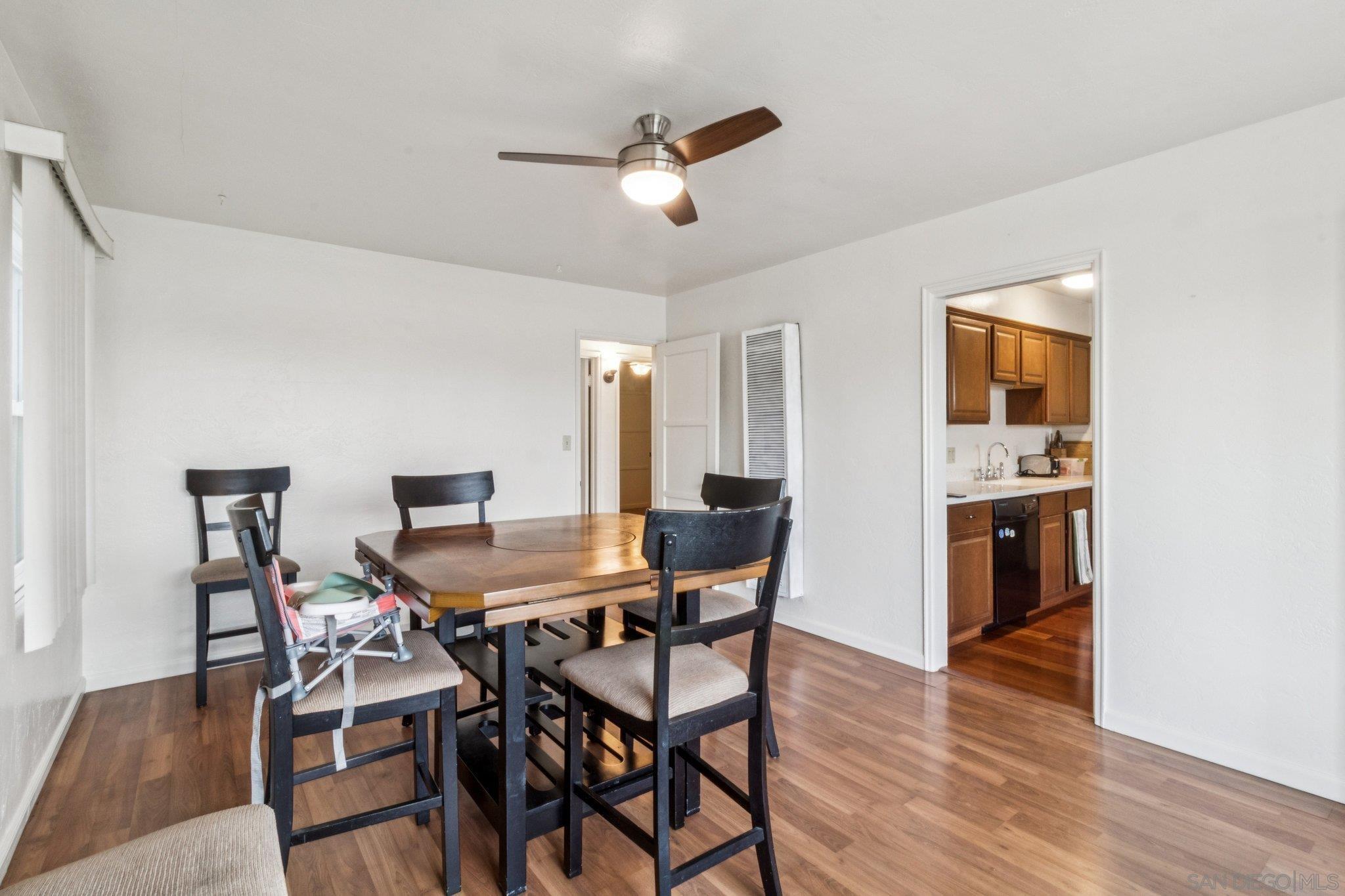 Detail Gallery Image 10 of 36 For 6233  Thorn, San Diego,  CA 92115 - 3 Beds | 2 Baths