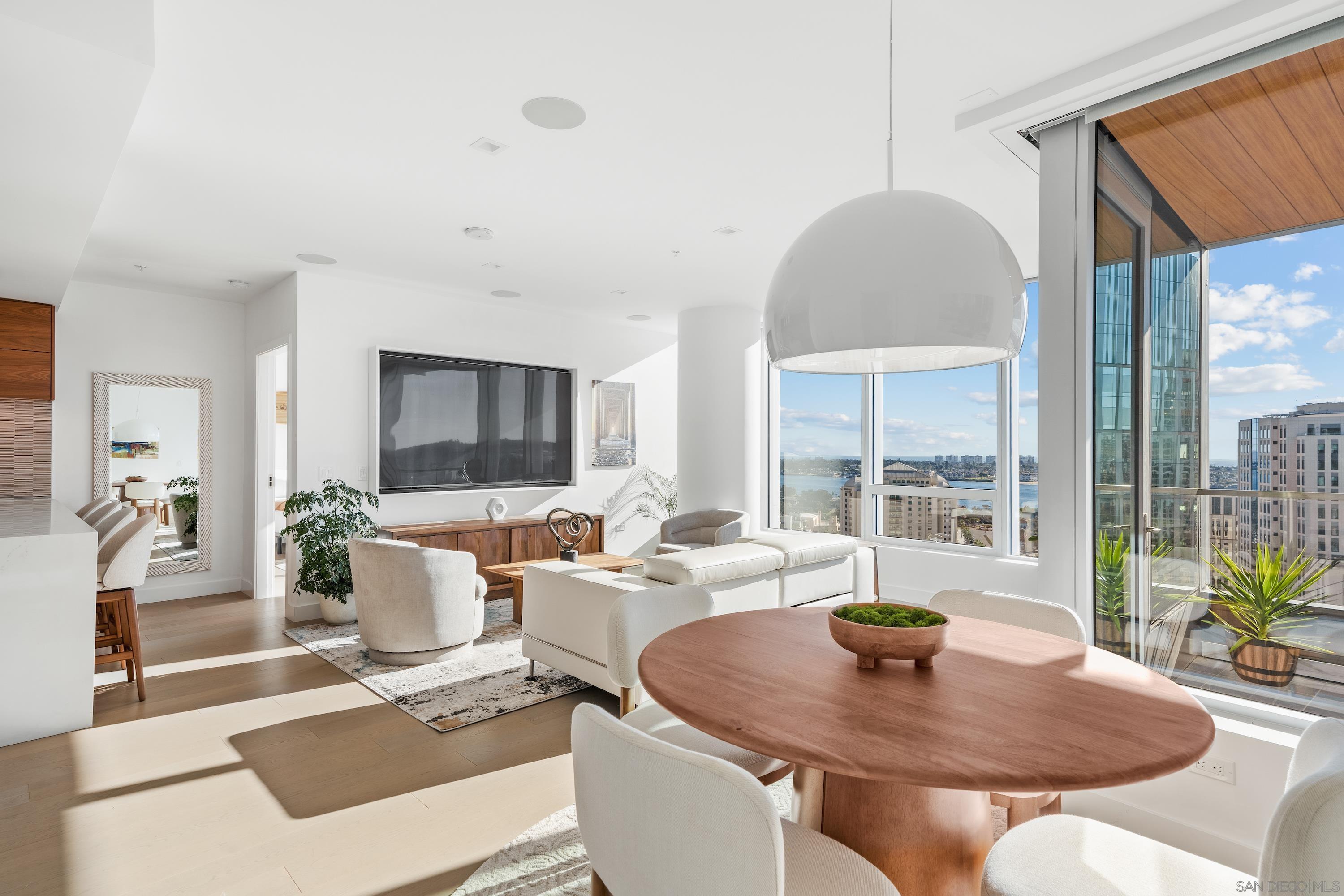 Front Image Thumbnail for SD260002197