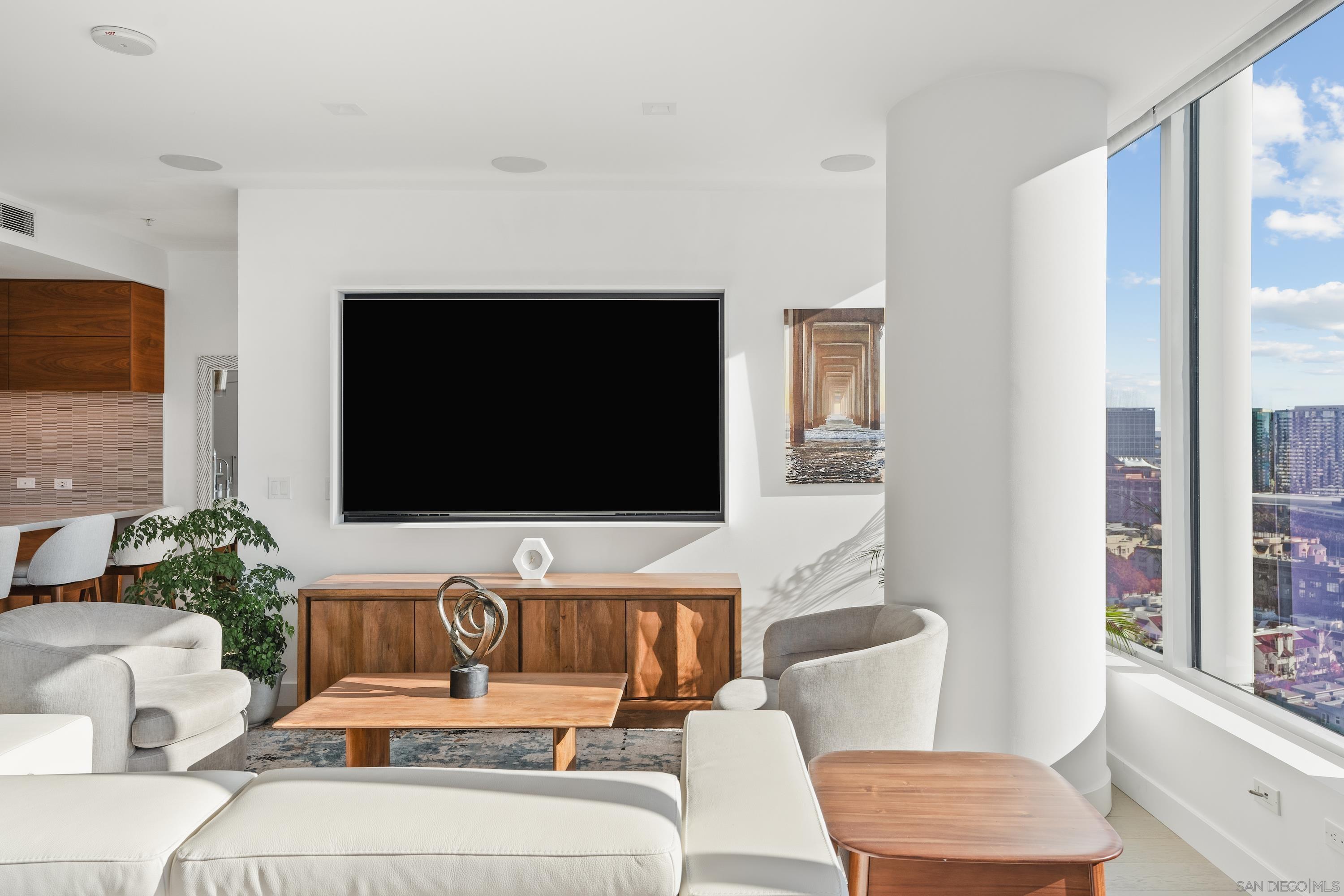 Detail Gallery Image 9 of 53 For 888 W E Street  2003, San Diego,  CA 92101 - 2 Beds | 2 Baths