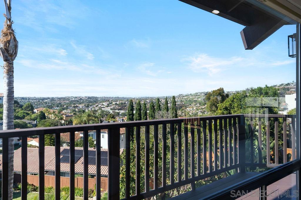 Detail Gallery Image 24 of 75 For 2606  Galicia Way, Carlsbad,  CA 92009 - 5 Beds | 3/1 Baths