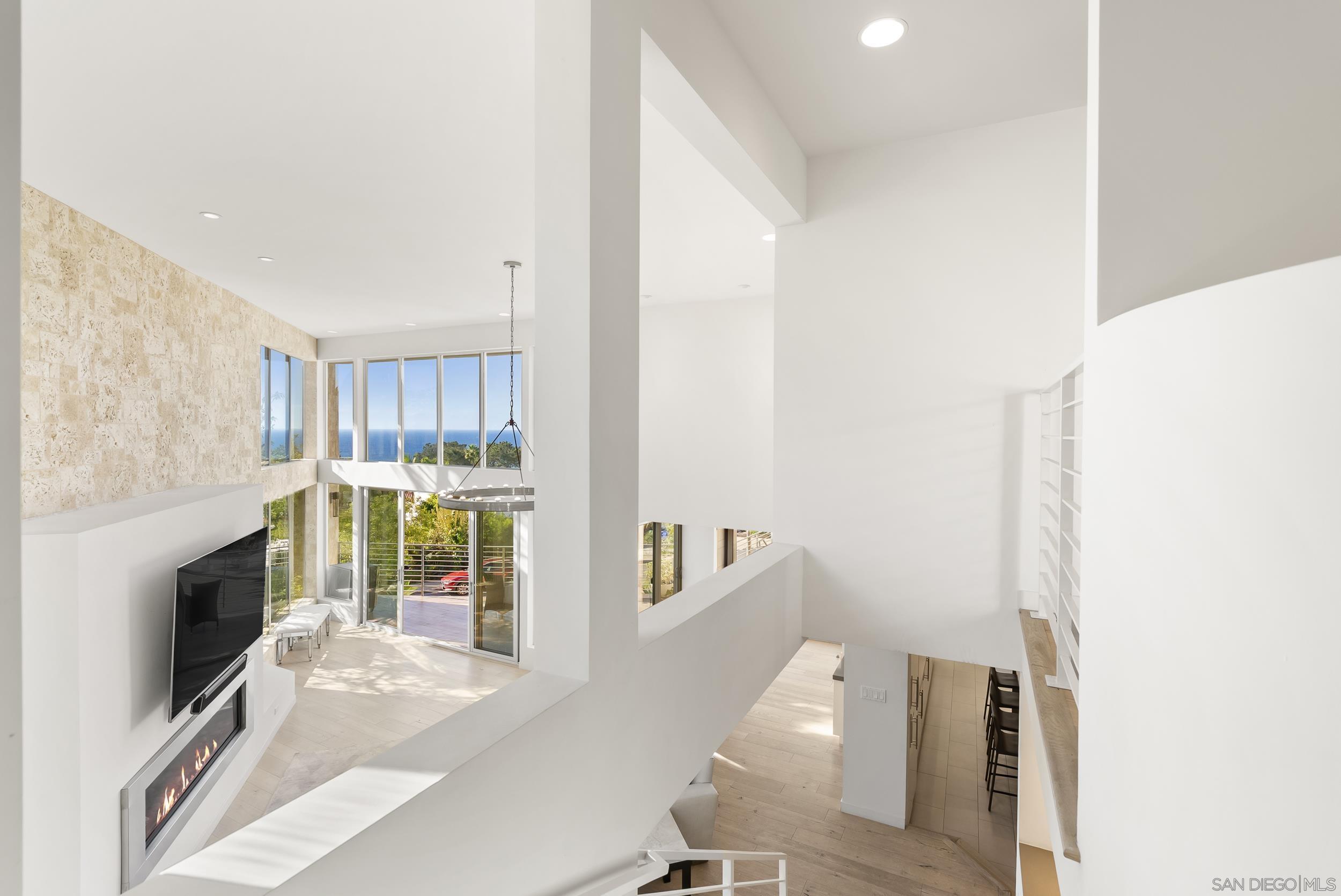 Detail Gallery Image 10 of 57 For 13721  Pine Needles, Del Mar,  CA 92014 - 4 Beds | 4/1 Baths